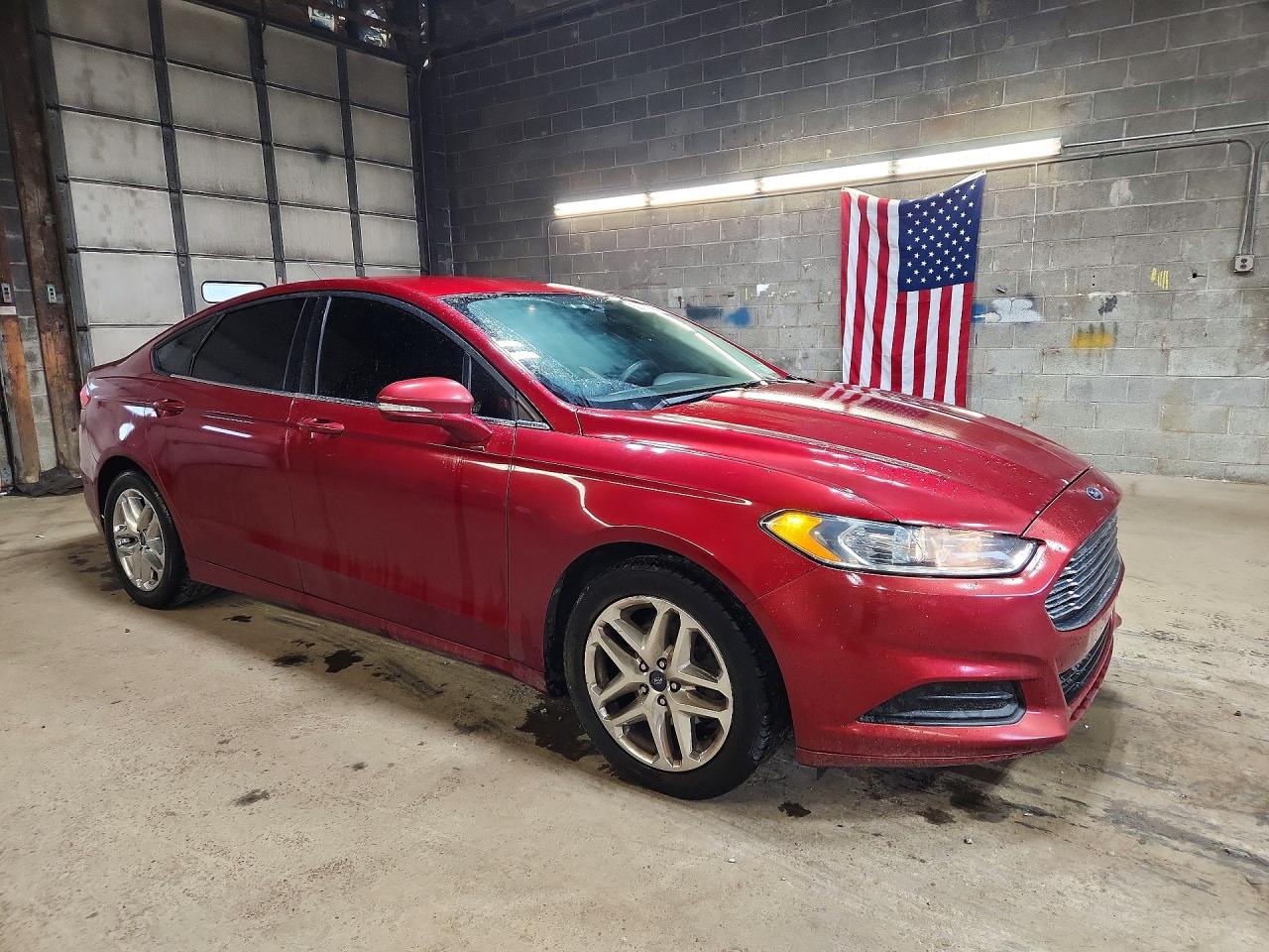2013 Ford Fusion Se Red vin: 3FA6P0H7XDR168537