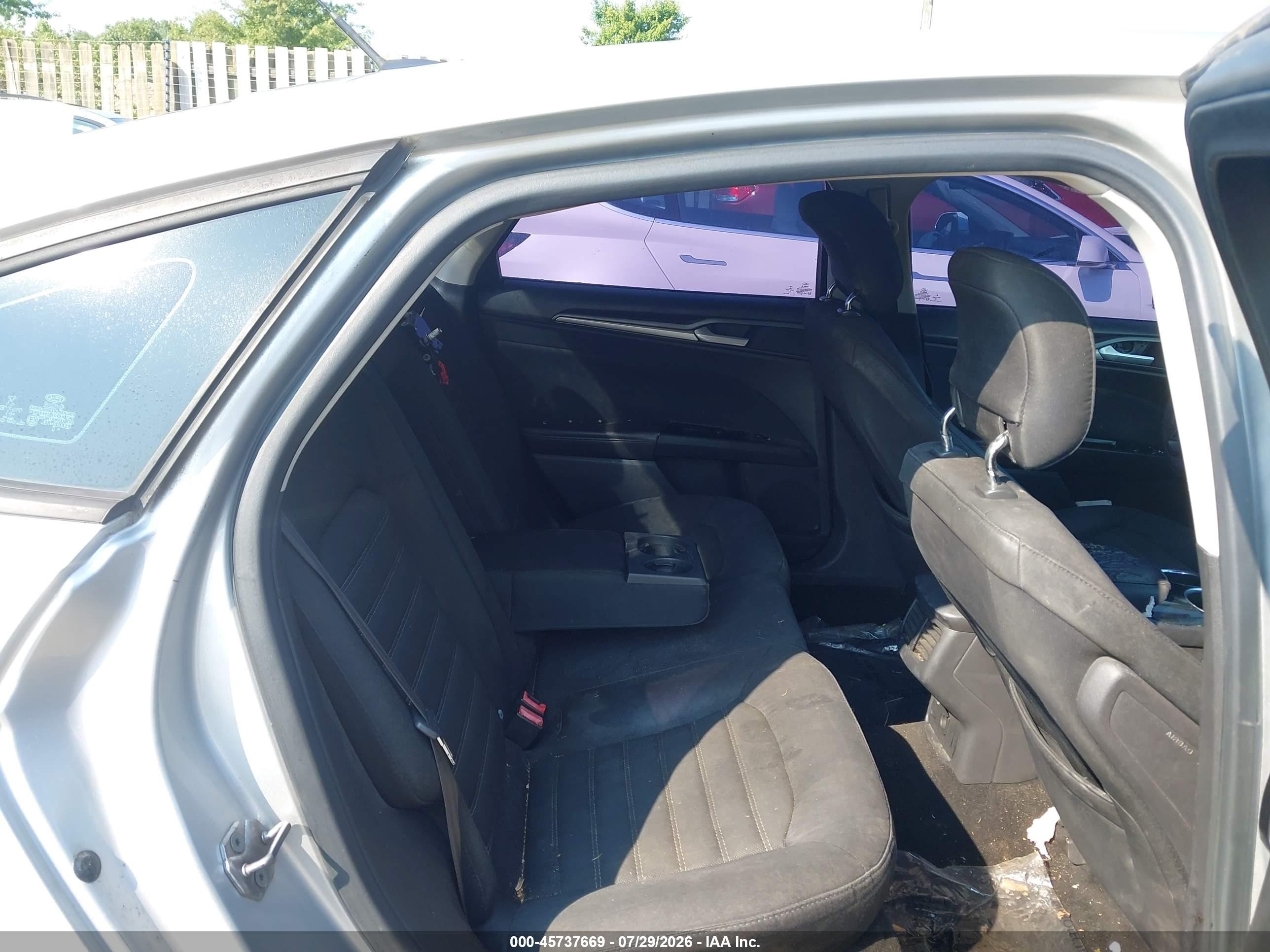 2013 Ford Fusion Se Silver vin: 3FA6P0H7XDR212391