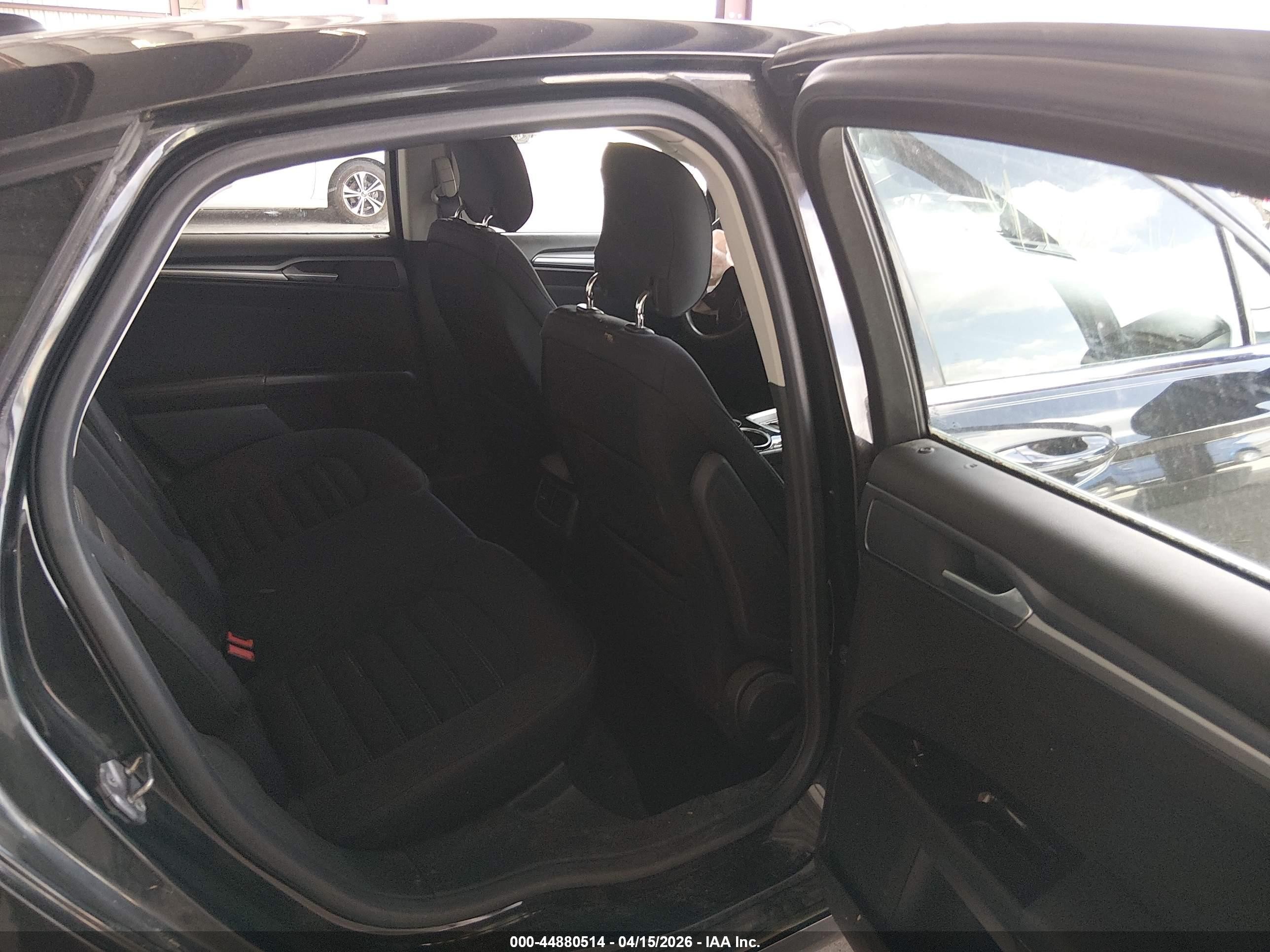 2013 Ford Fusion Se Black vin: 3FA6P0H7XDR226257