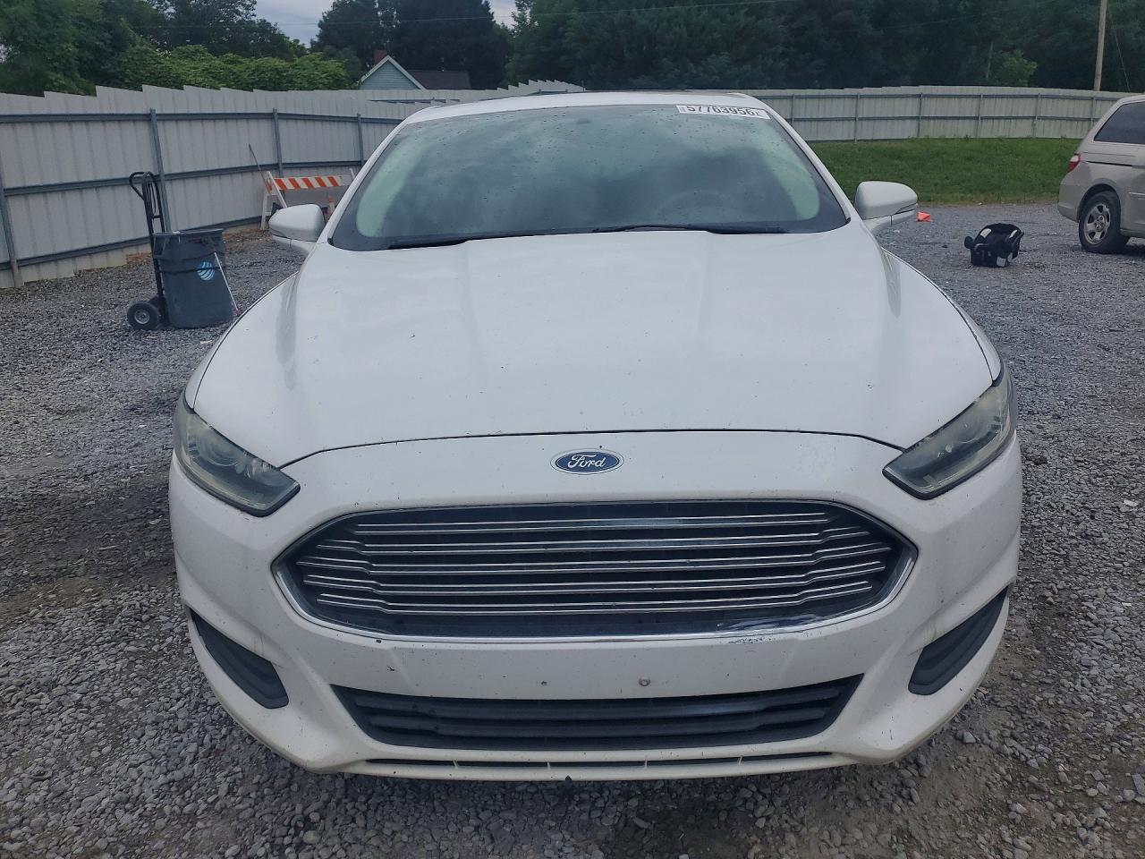 2014 Ford Fusion White vin: 3FA6P0H7XDR228249