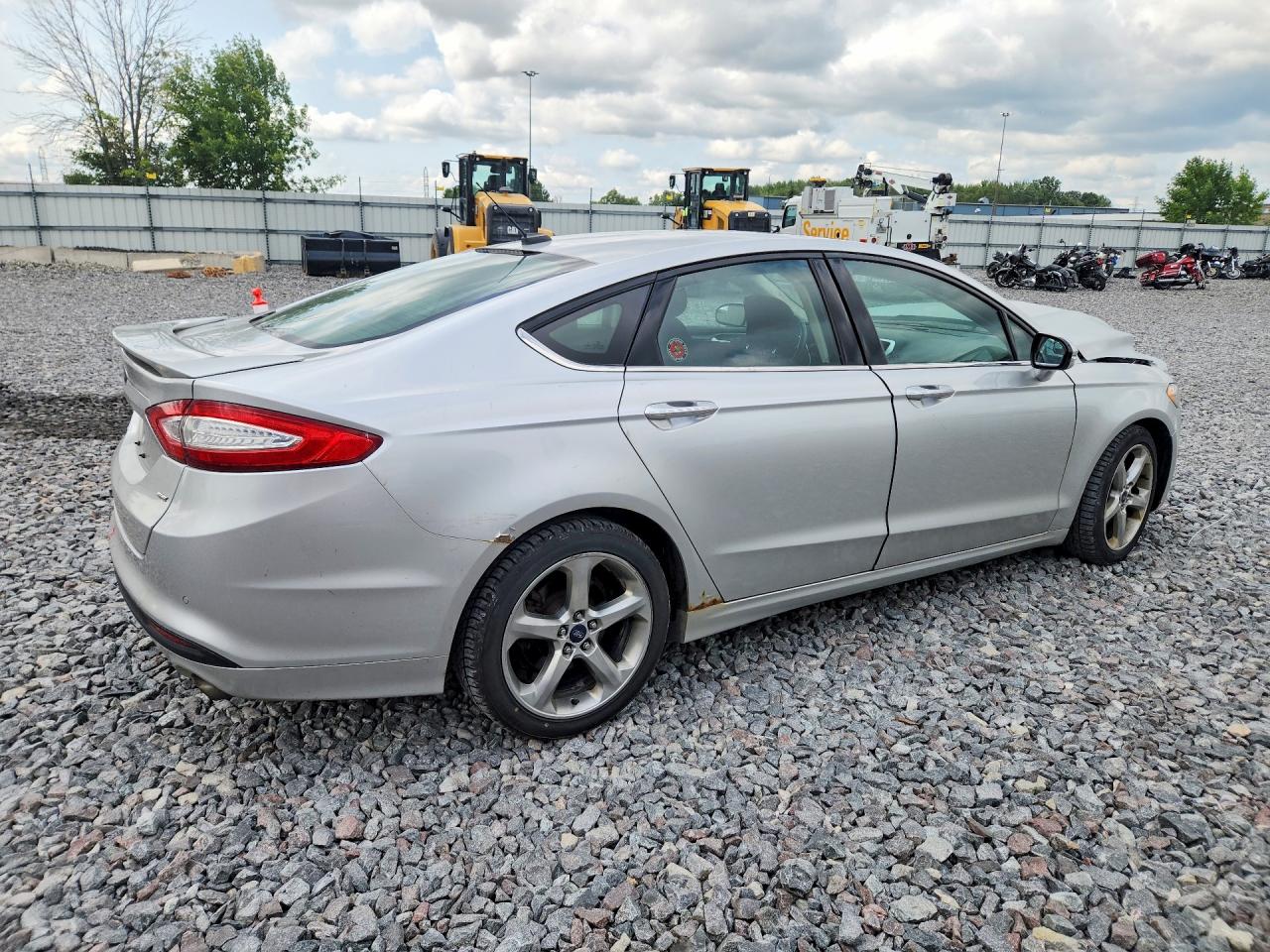 2013 Ford Fusion Se Silver vin: 3FA6P0H7XDR236626