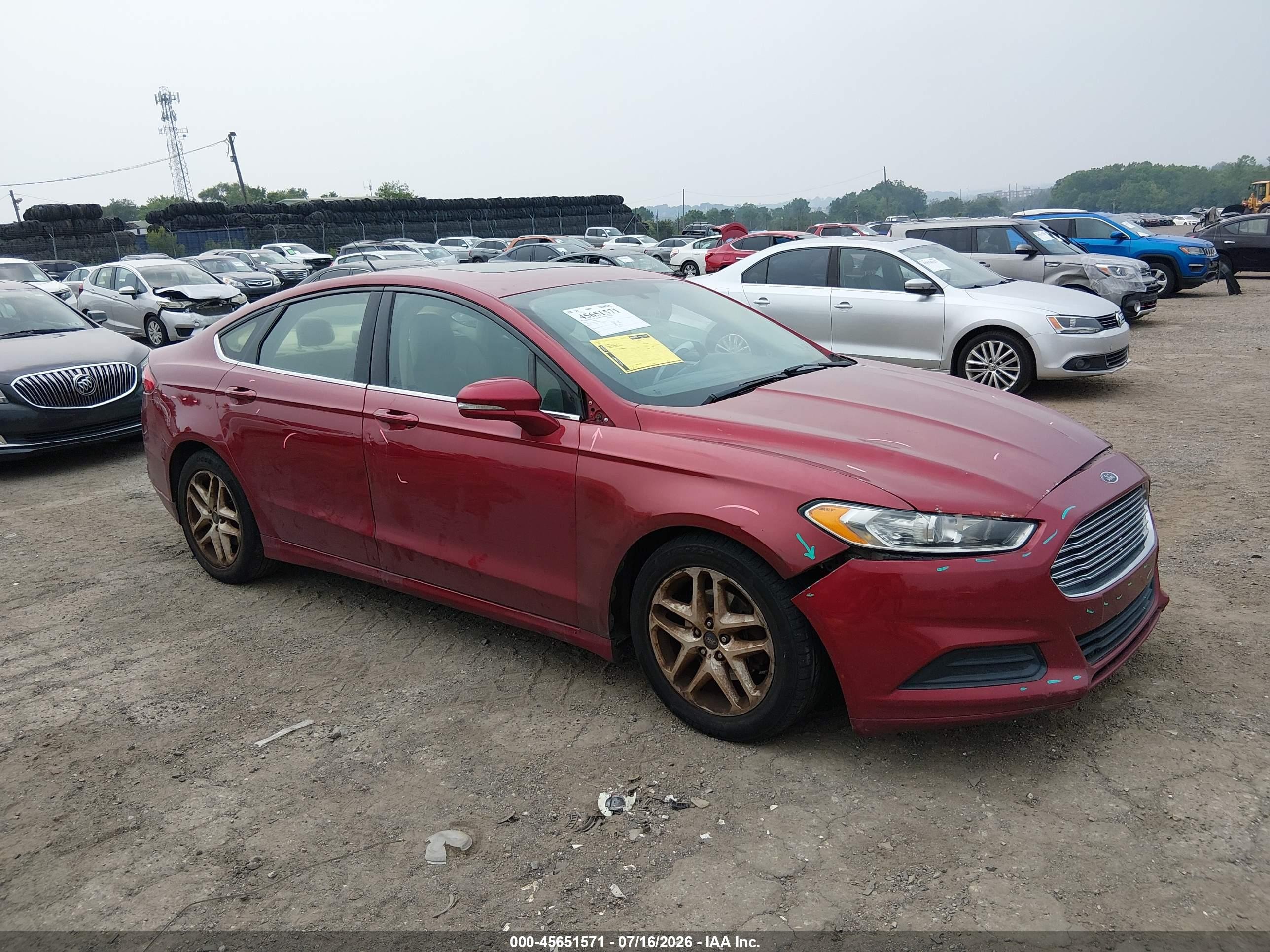 2013 Ford Fusion Se Красный vin: 3FA6P0H7XDR301698