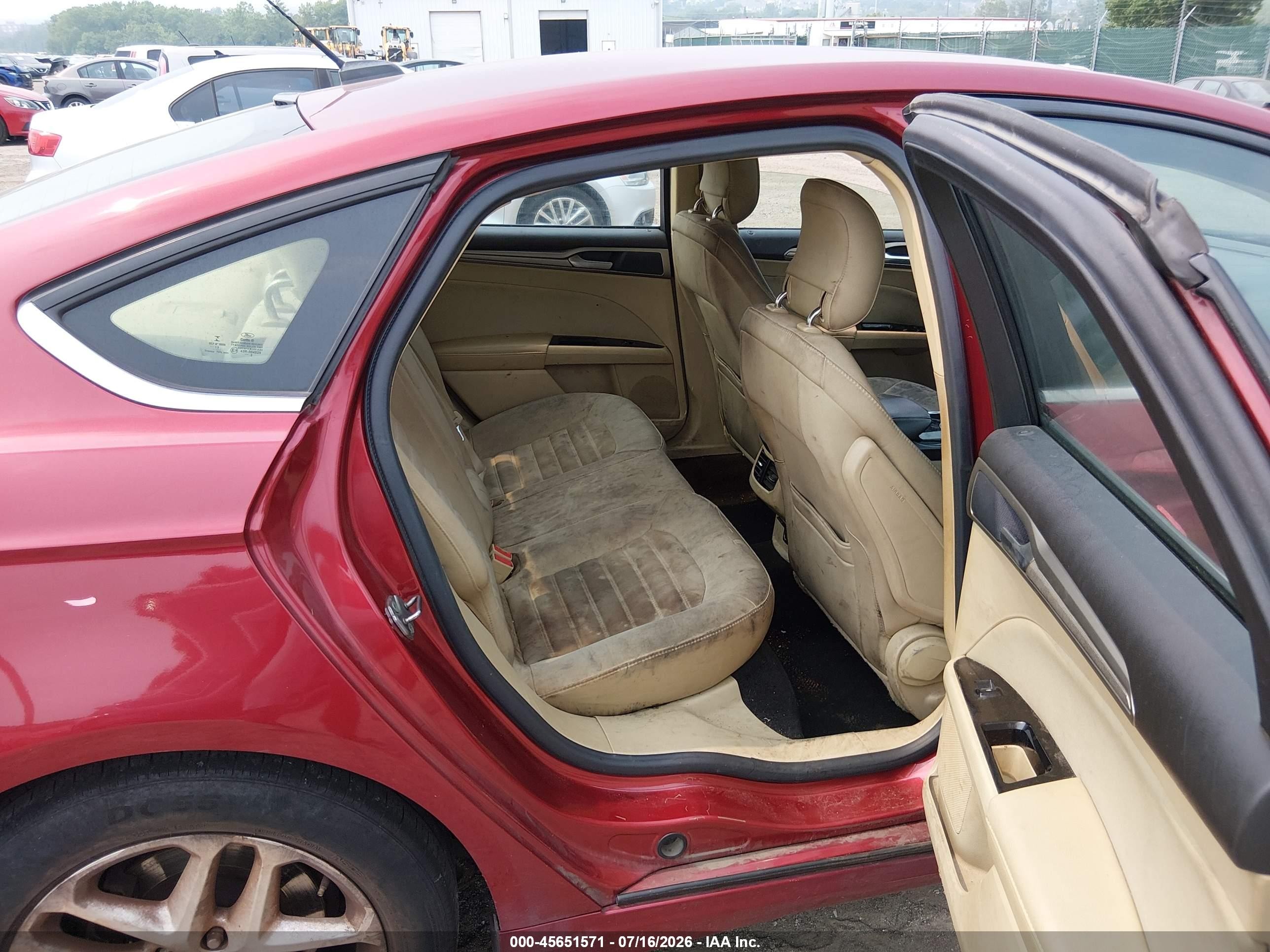 2013 Ford Fusion Se Red vin: 3FA6P0H7XDR301698