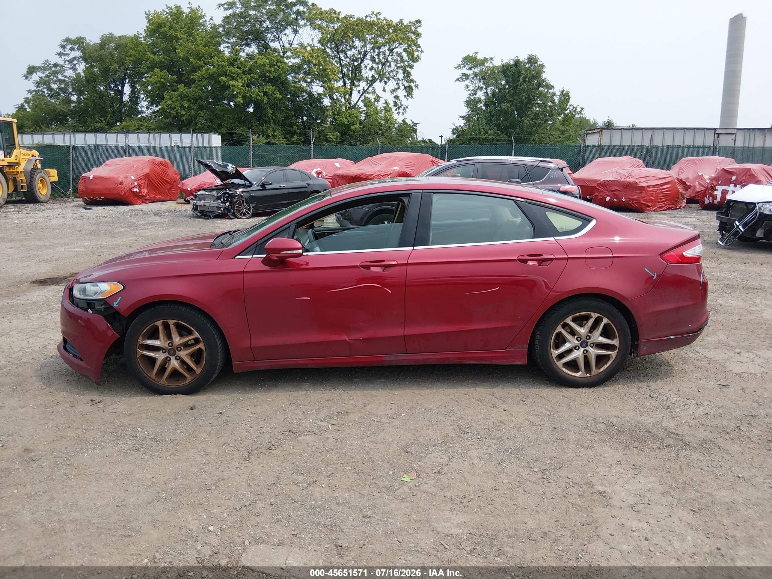 2013 Ford Fusion Se Red vin: 3FA6P0H7XDR301698