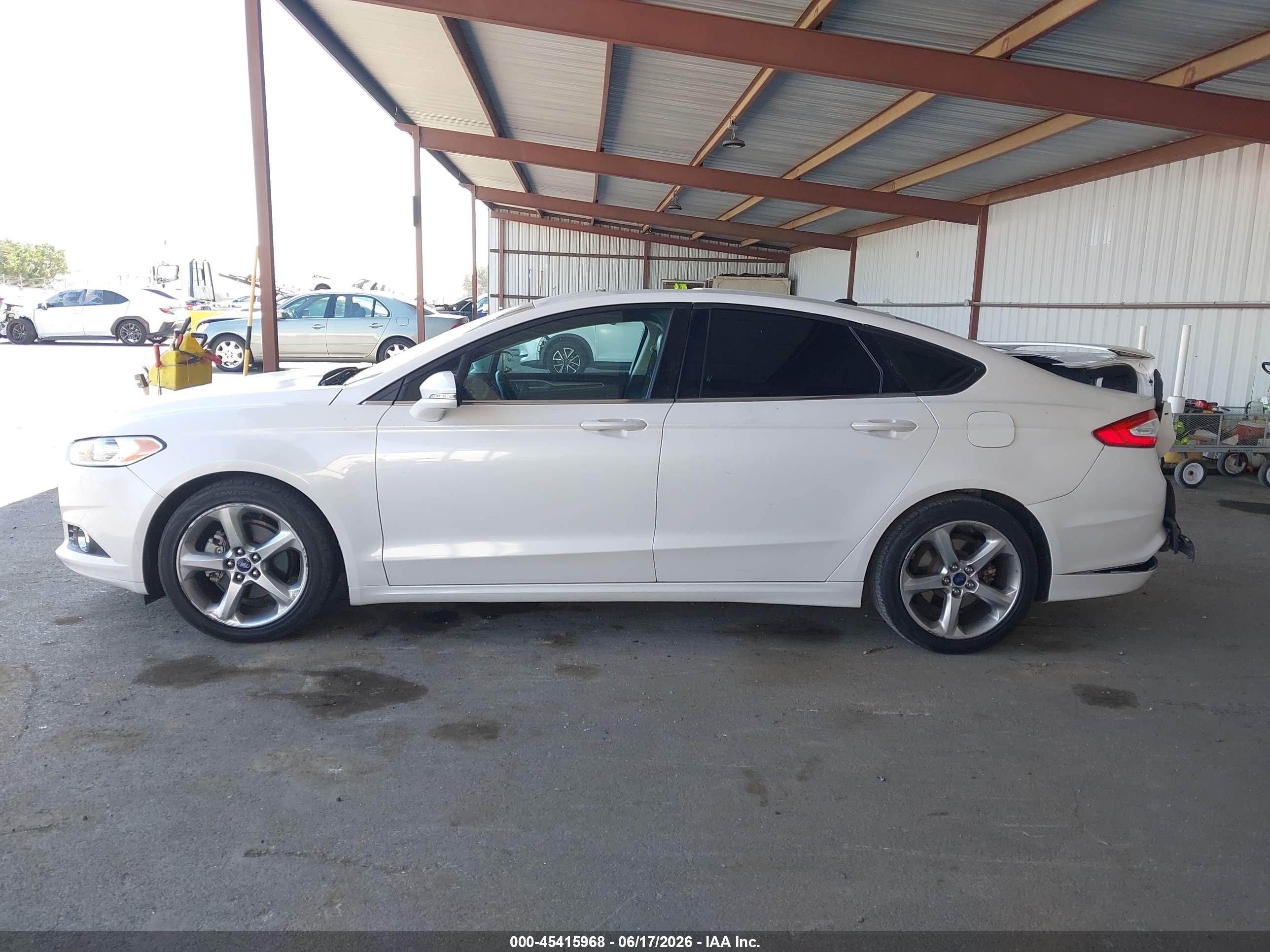 2013 Ford Fusion Se White vin: 3FA6P0H7XDR325953