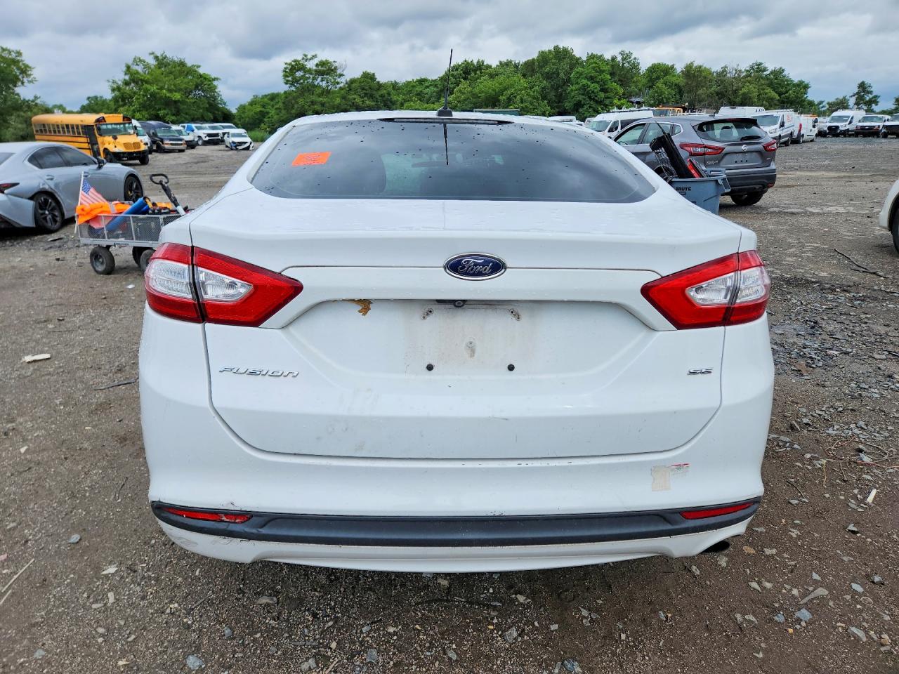 2013 Ford Fusion Se Белый vin: 3FA6P0H7XDR386591