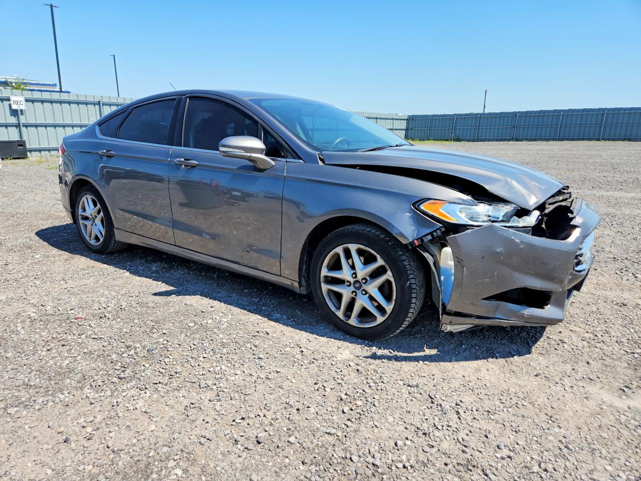 2014 Ford Fusion Se Gray vin: 3FA6P0H7XER105052
