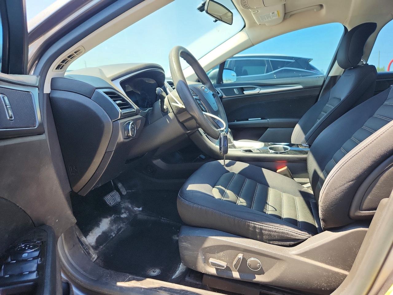 2014 Ford Fusion Se Gray vin: 3FA6P0H7XER105052