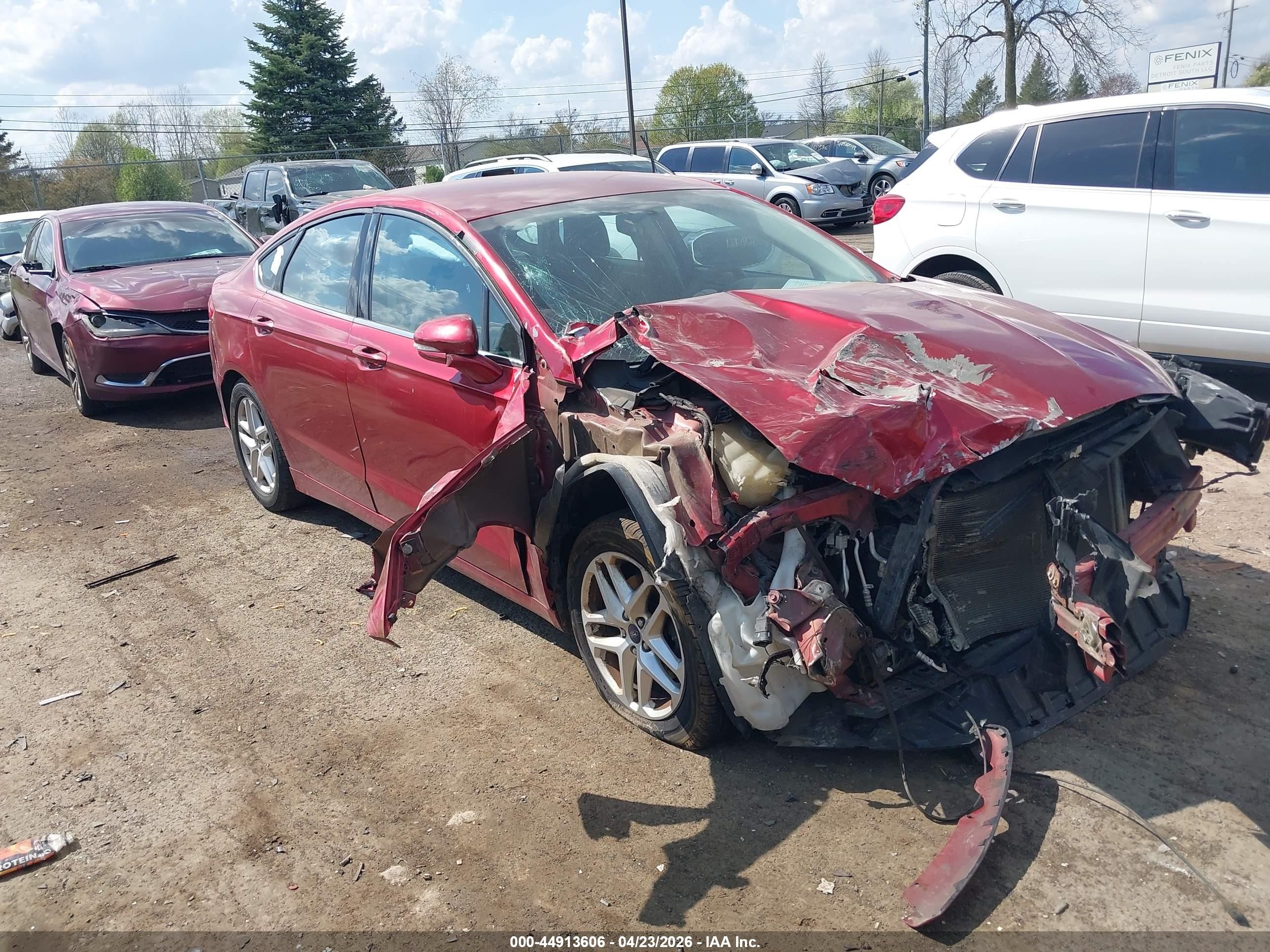 2014 Ford Fusion Se Red vin: 3FA6P0H7XER109554