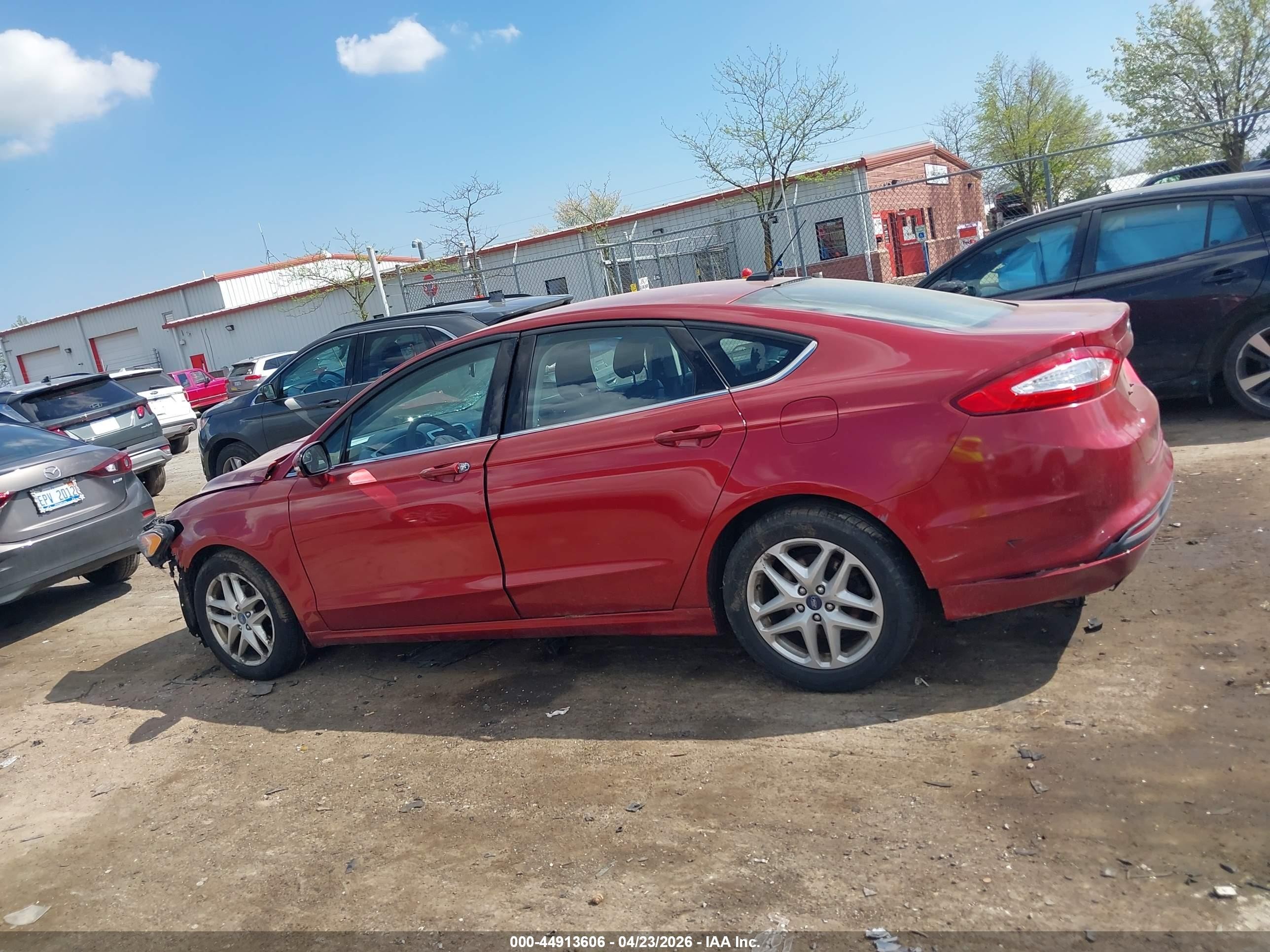 2014 Ford Fusion Se Red vin: 3FA6P0H7XER109554