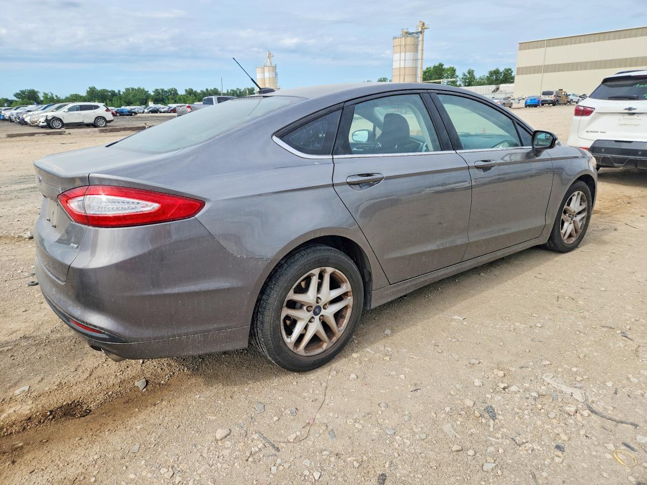 2014 Ford Fusion Se Серый vin: 3FA6P0H7XER144143