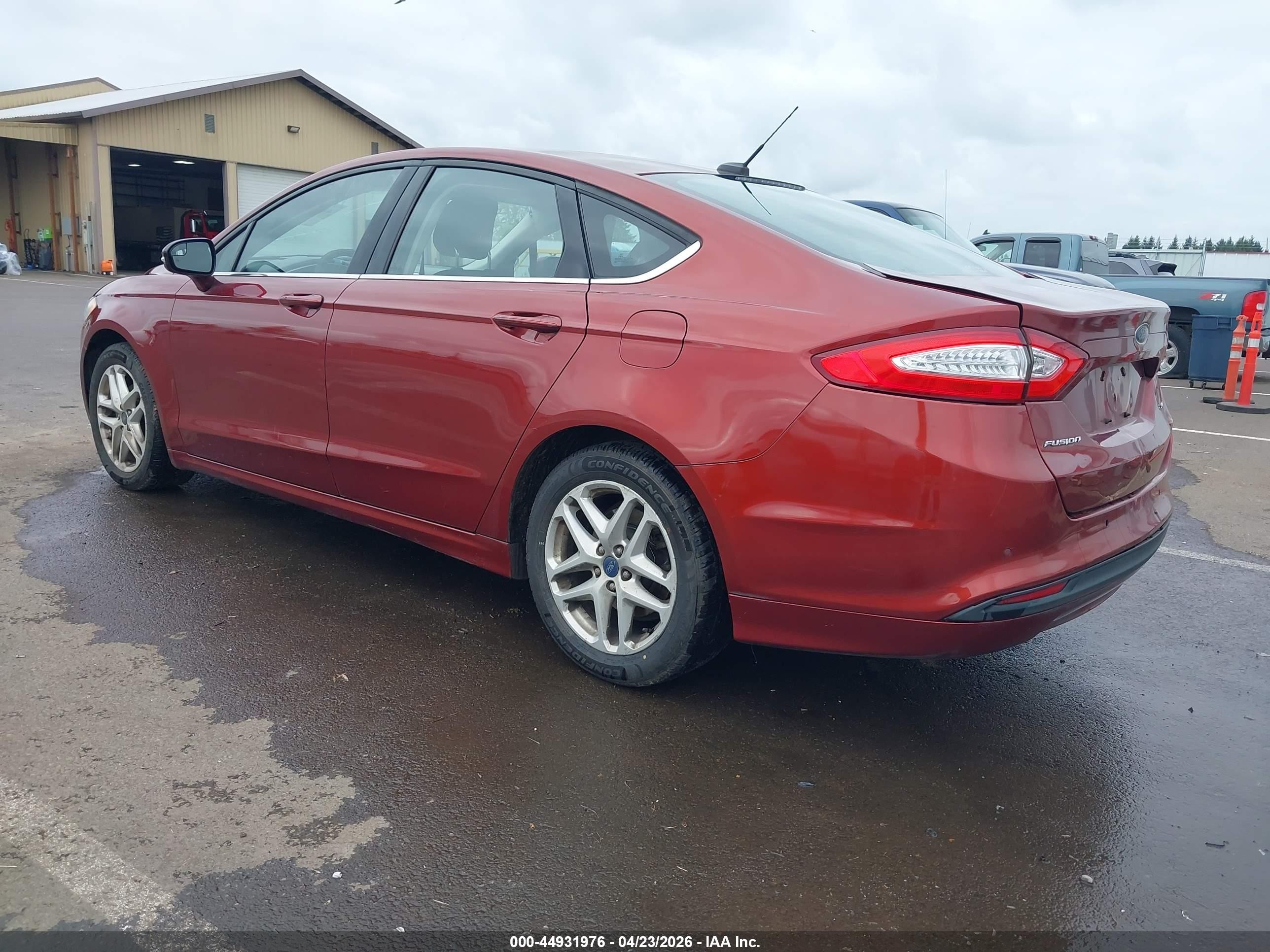 2014 Ford Fusion Se Red vin: 3FA6P0H7XER151397