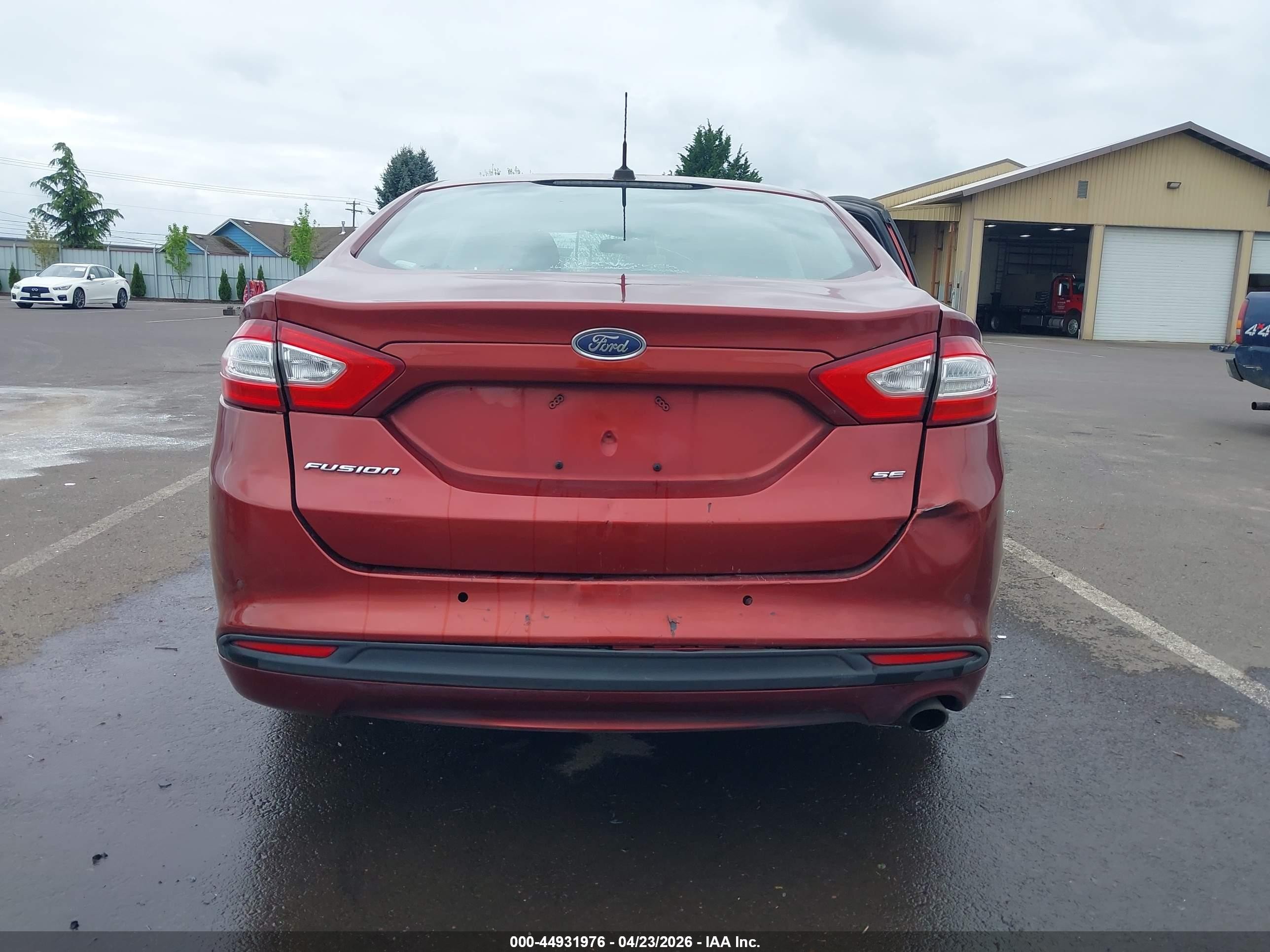 2014 Ford Fusion Se Red vin: 3FA6P0H7XER151397