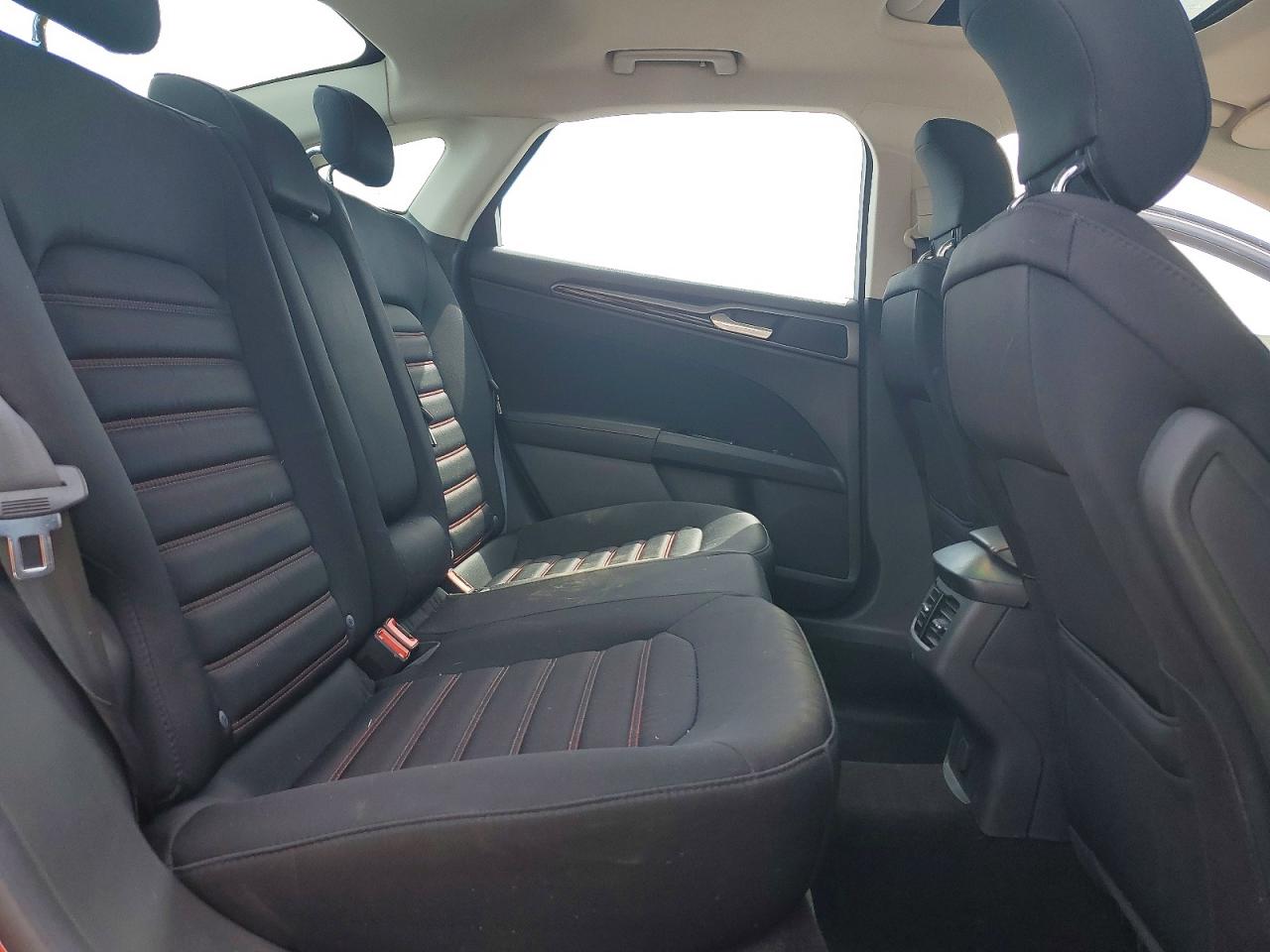 2014 Ford Fusion Se Burgundy vin: 3FA6P0H7XER194444