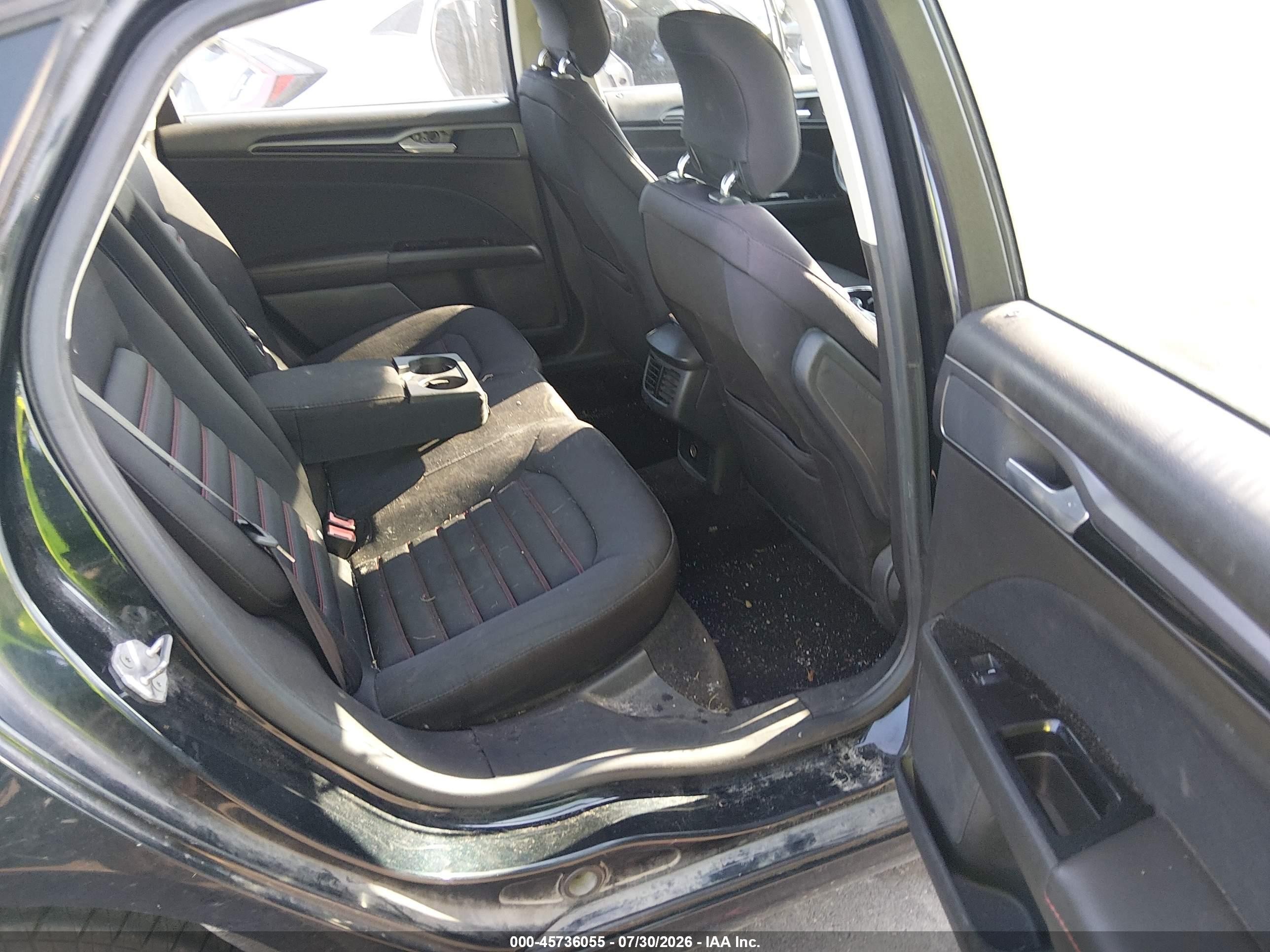 2014 Ford Fusion Se Черный vin: 3FA6P0H7XER238894