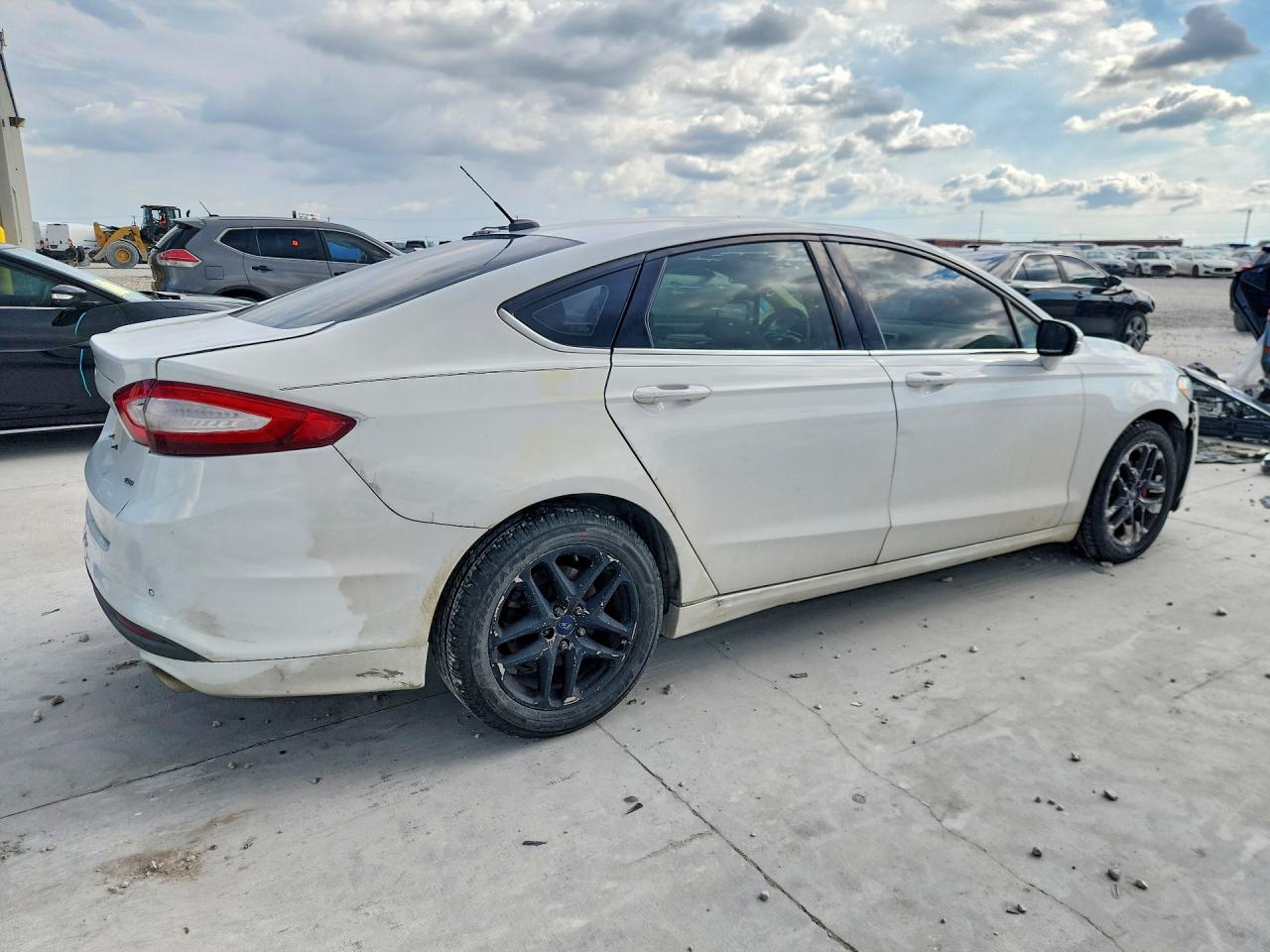 2014 Ford Fusion Se White vin: 3FA6P0H7XER357691