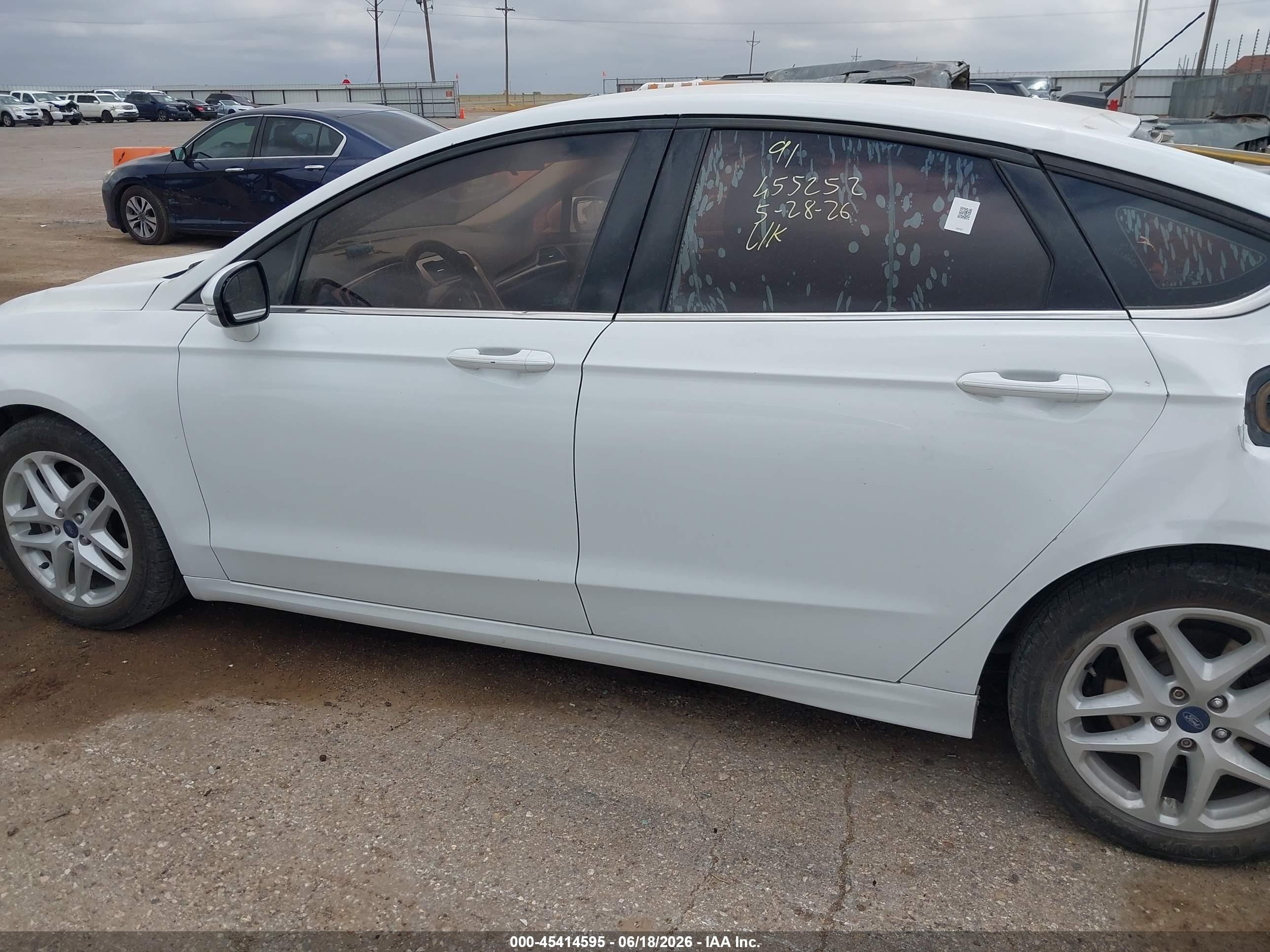 2014 Ford Fusion Se Белый vin: 3FA6P0H7XER363345