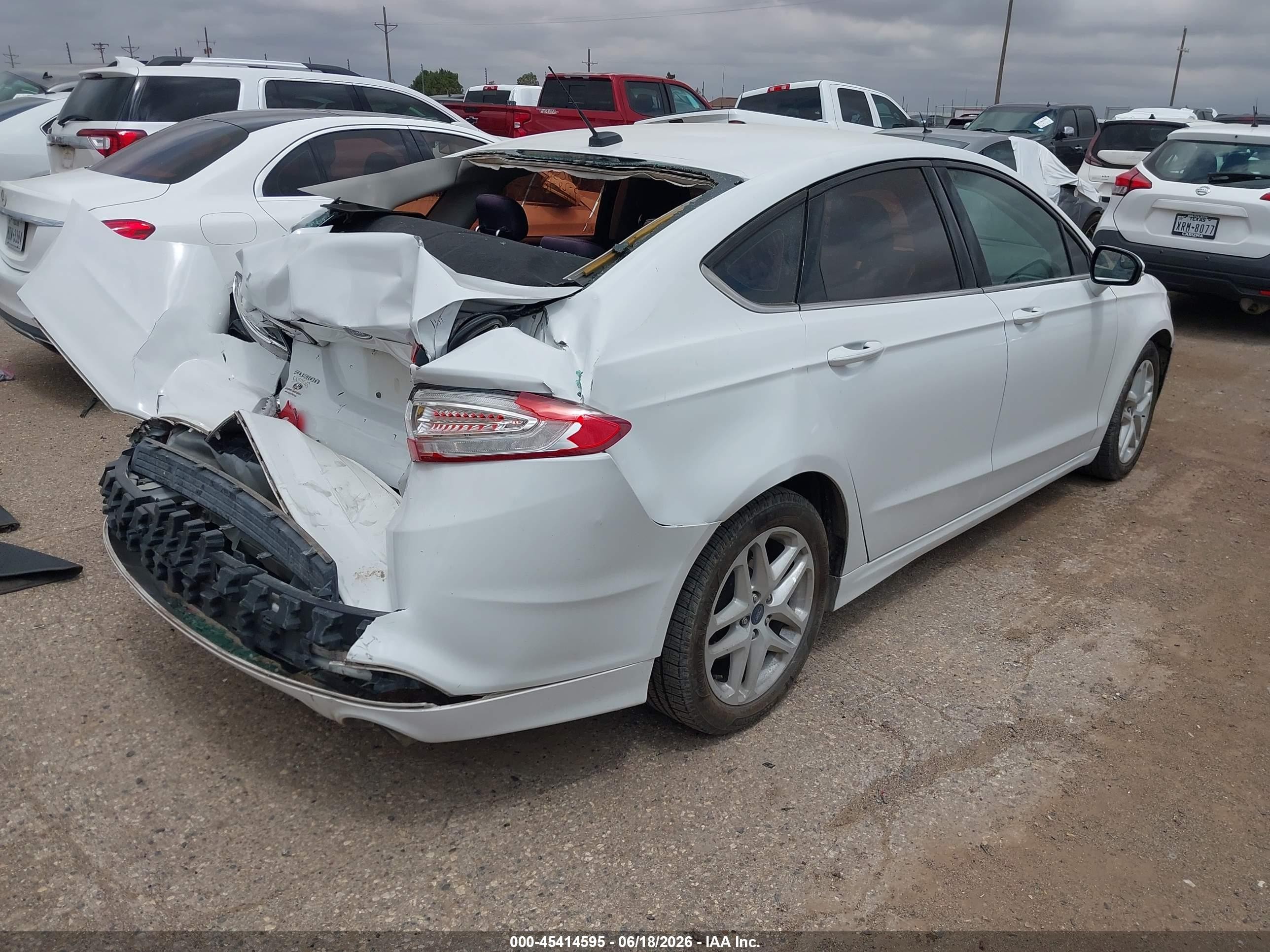 2014 Ford Fusion Se Белый vin: 3FA6P0H7XER363345