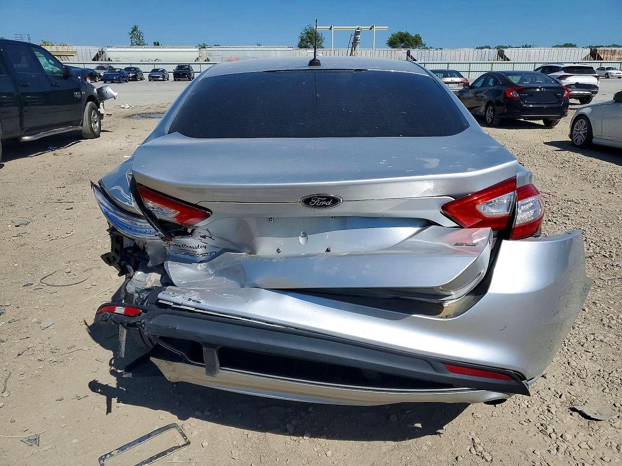2014 Ford Fusion Se Silver vin: 3FA6P0H7XER391548