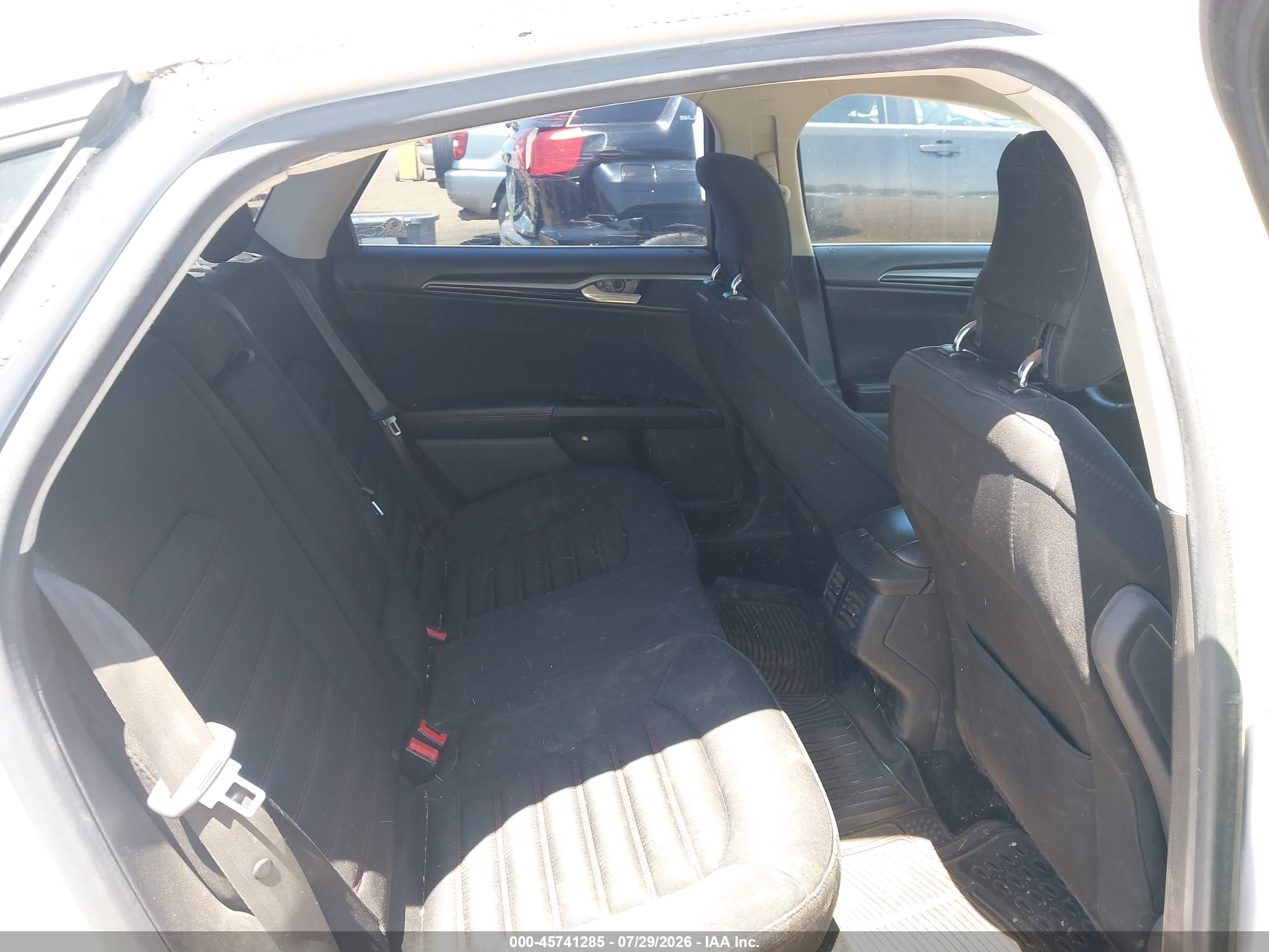 2014 Ford Fusion Se White vin: 3FA6P0H7XER393087