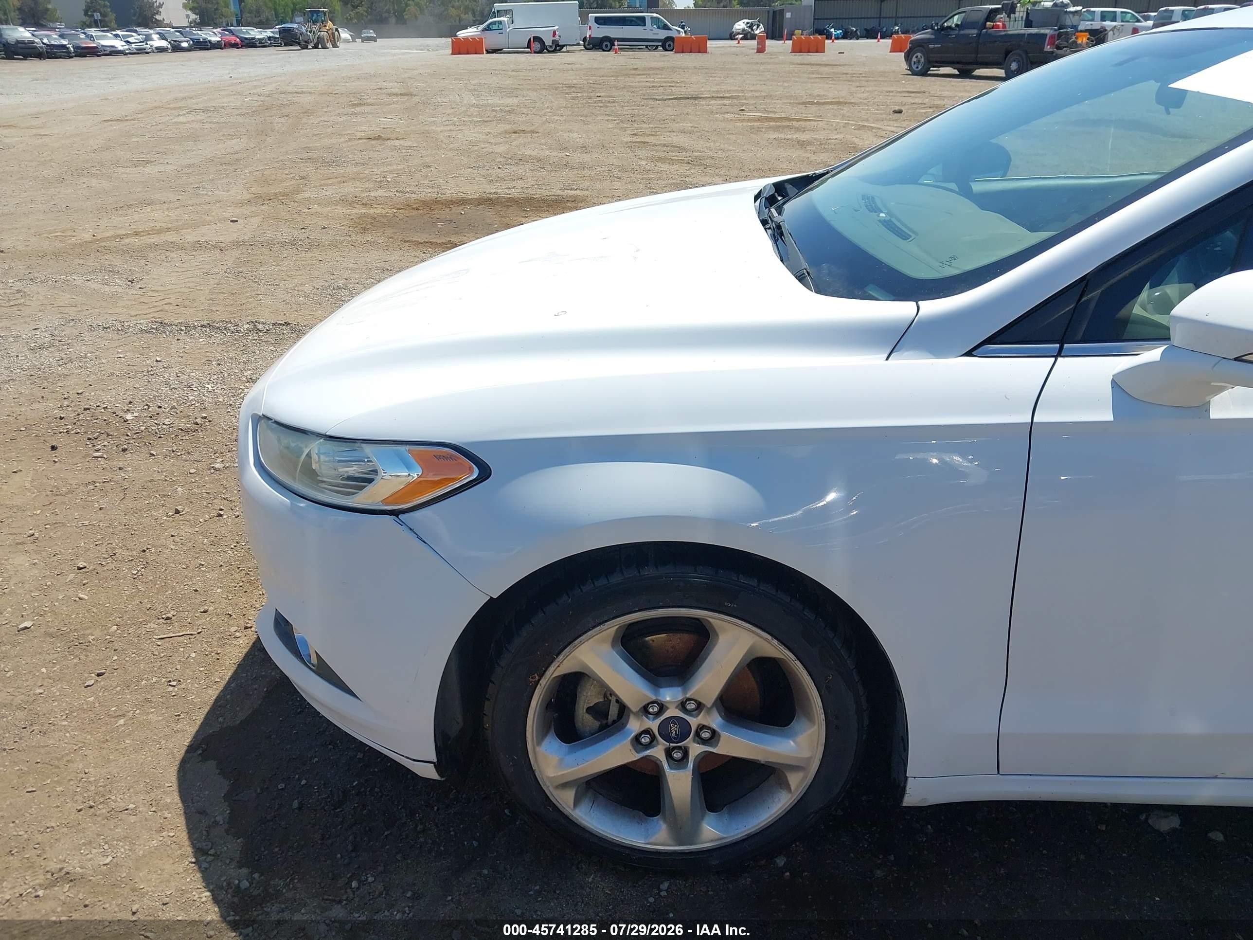 2014 Ford Fusion Se White vin: 3FA6P0H7XER393087