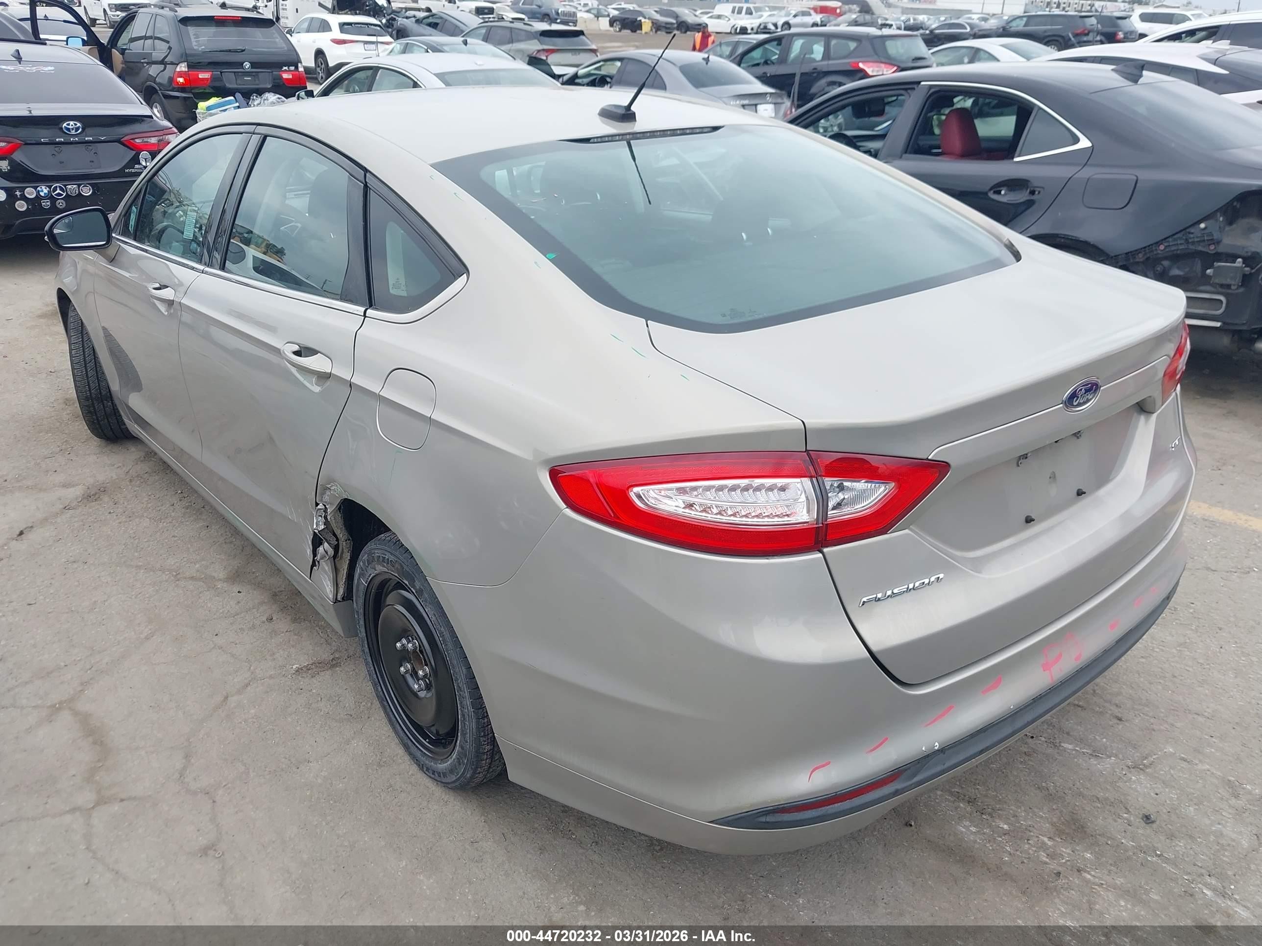 2015 Ford Fusion Se Champagne vin: 3FA6P0H7XFR128462