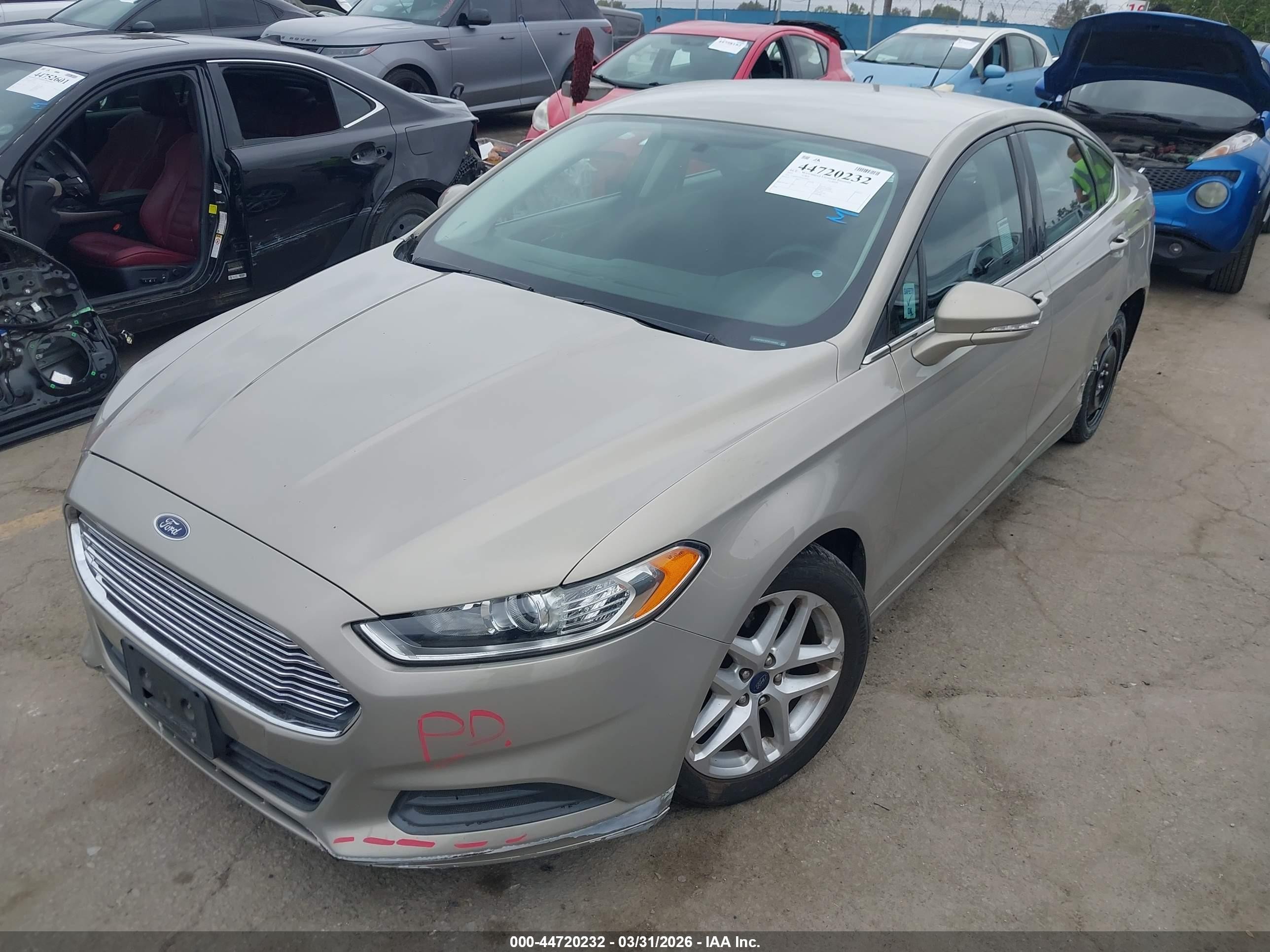 2015 Ford Fusion Se Champagne vin: 3FA6P0H7XFR128462