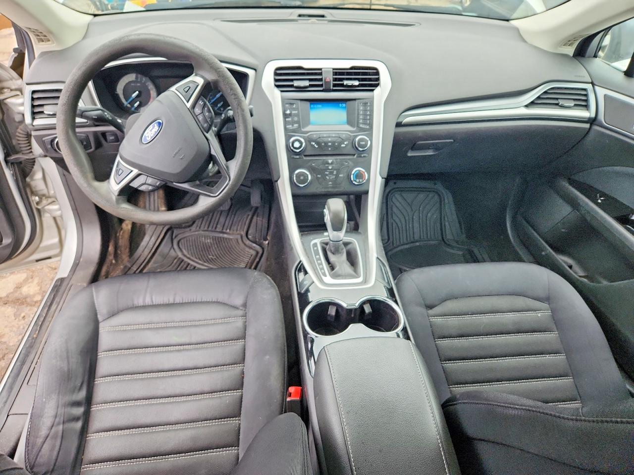 2015 Ford Fusion Se Silver vin: 3FA6P0H7XFR160912