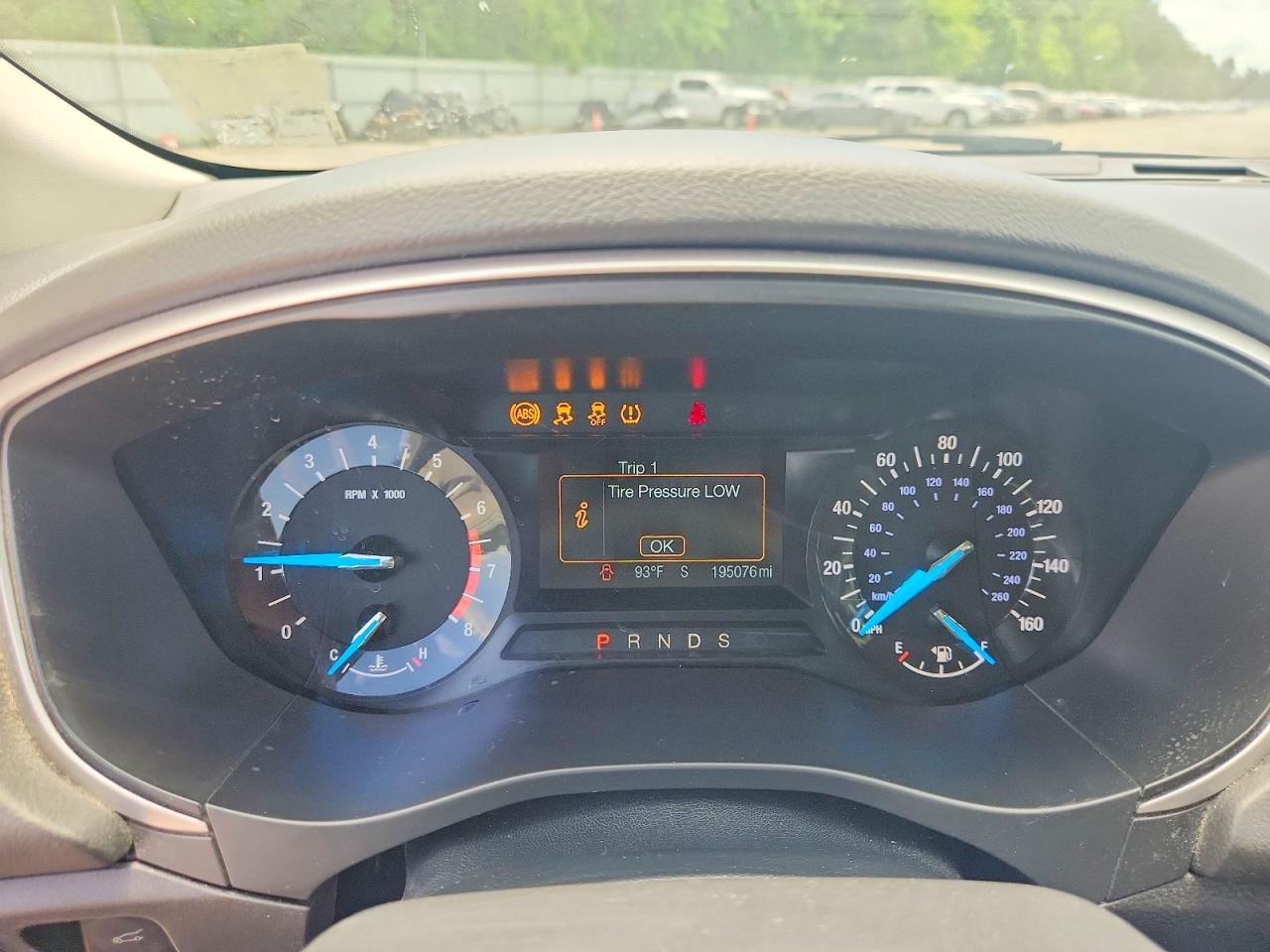 2015 Ford Fusion Se Серый vin: 3FA6P0H7XFR227458