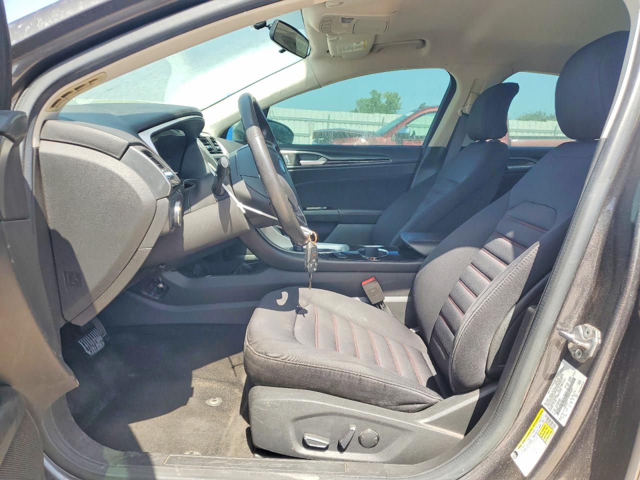 2015 Ford Fusion Se Угольный vin: 3FA6P0H7XFR256622