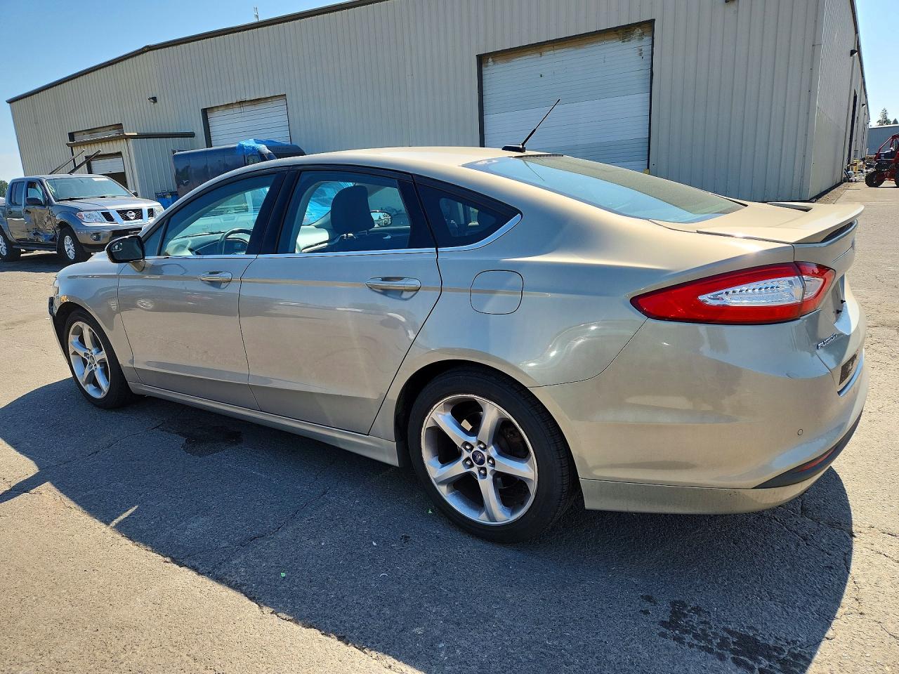 2015 Ford Fusion Se Beige vin: 3FA6P0H7XFR257690