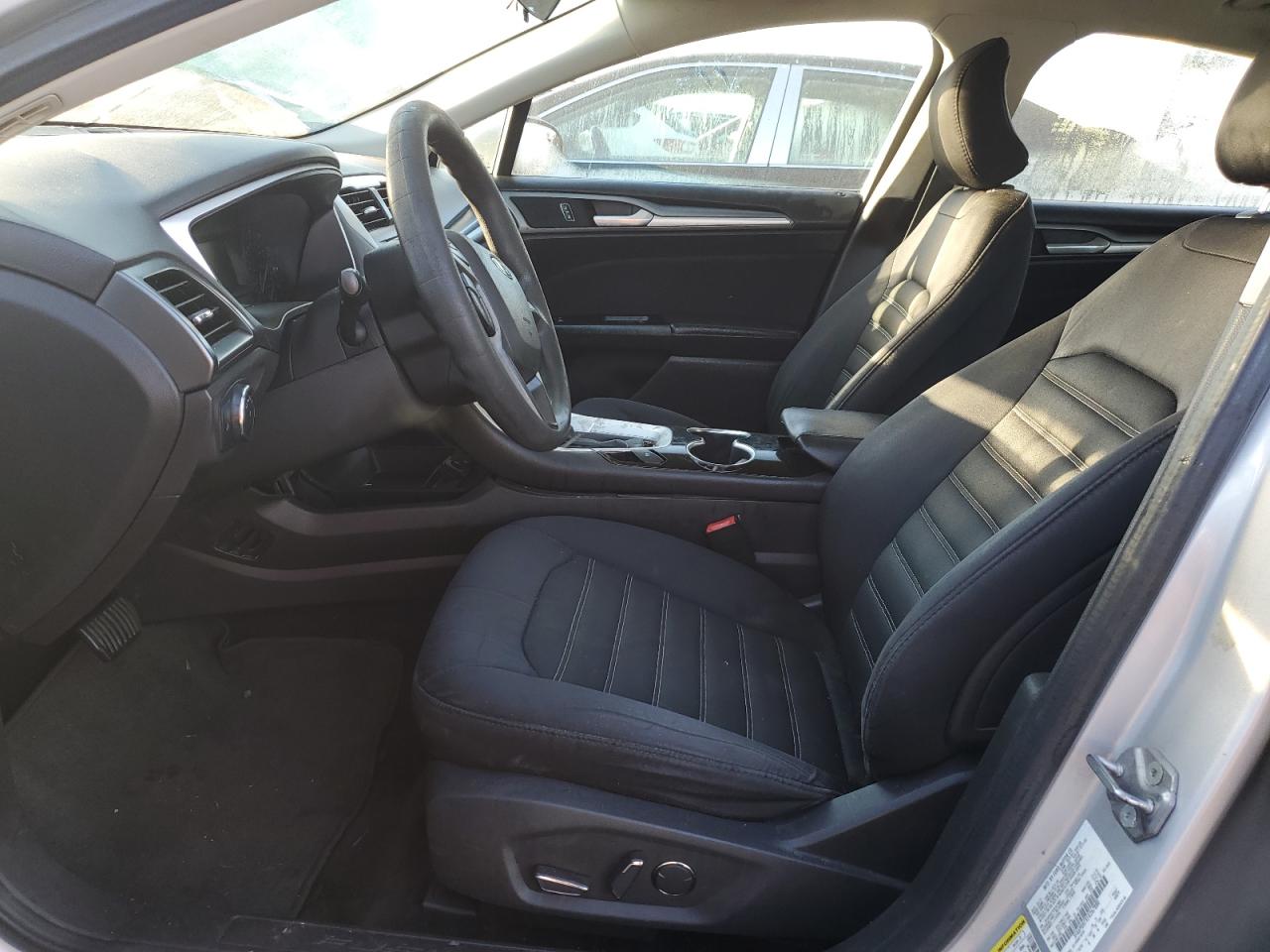 2015 Ford Fusion Se Silver vin: 3FA6P0H7XFR267880