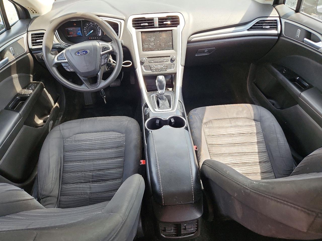 2016 Ford Fusion Se Черный vin: 3FA6P0H7XGR296491