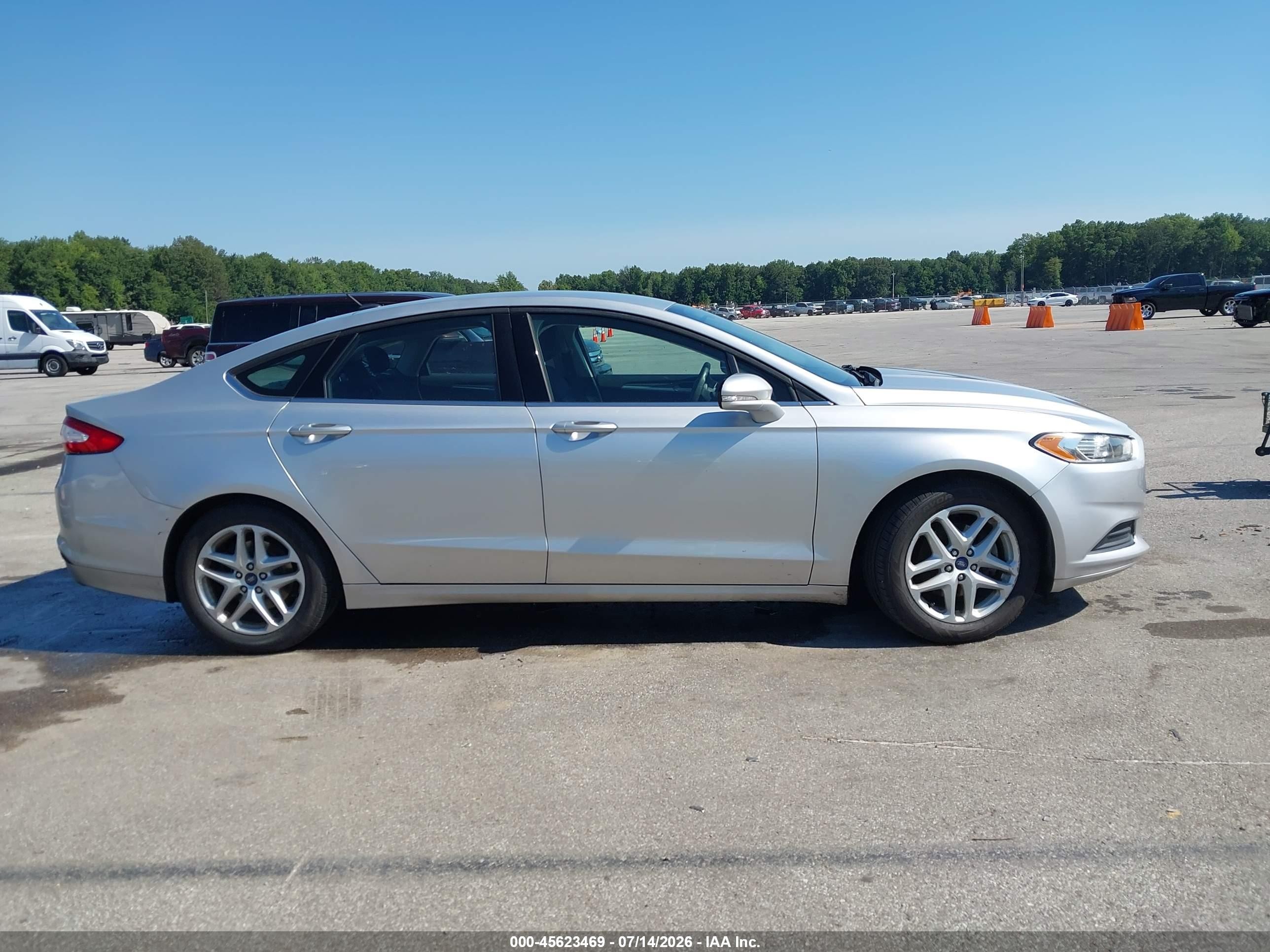 2016 Ford Fusion Se Серебряный vin: 3FA6P0H7XGR389513