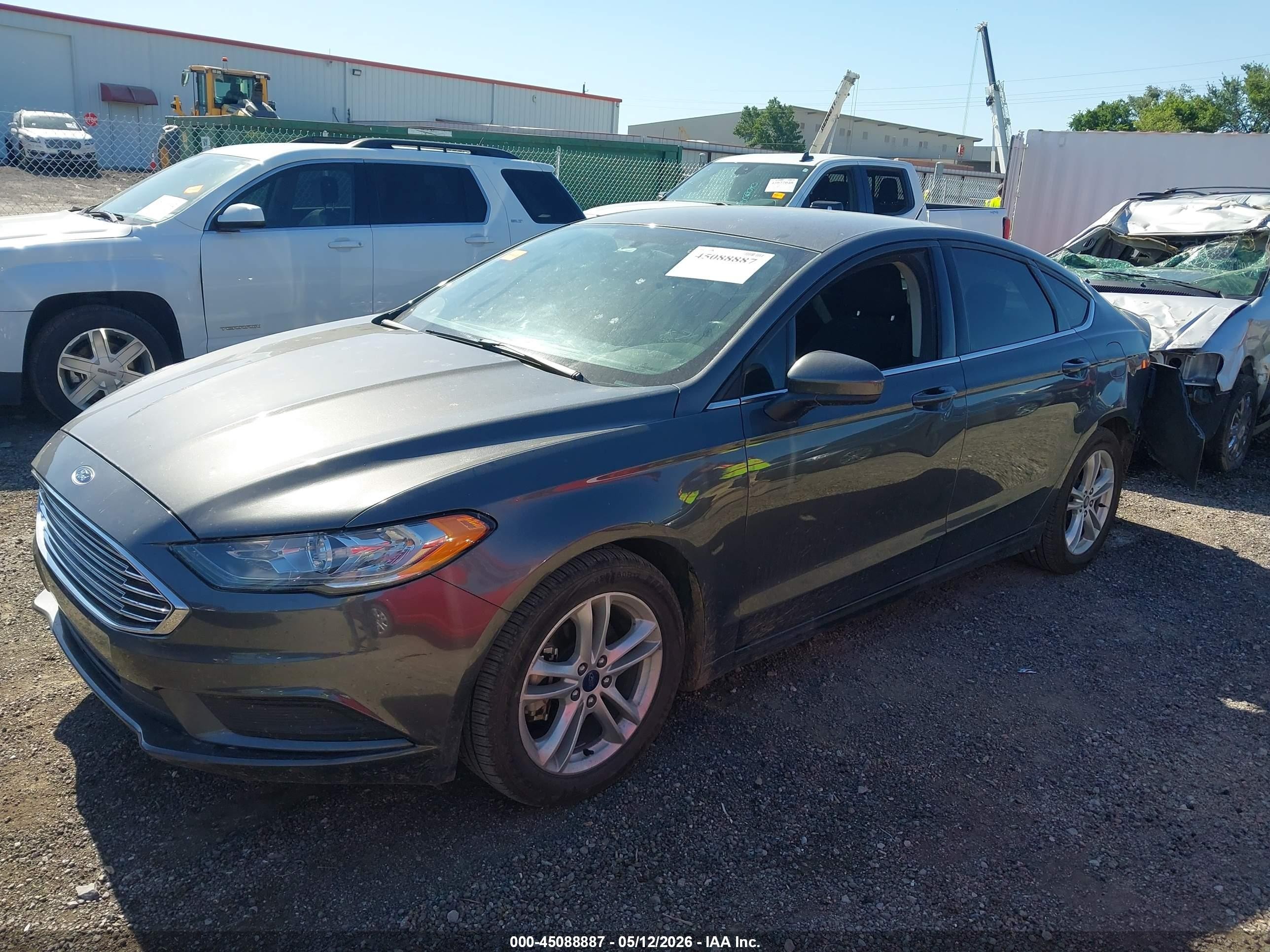 2018 Ford Fusion Se Gray vin: 3FA6P0H7XJR203573