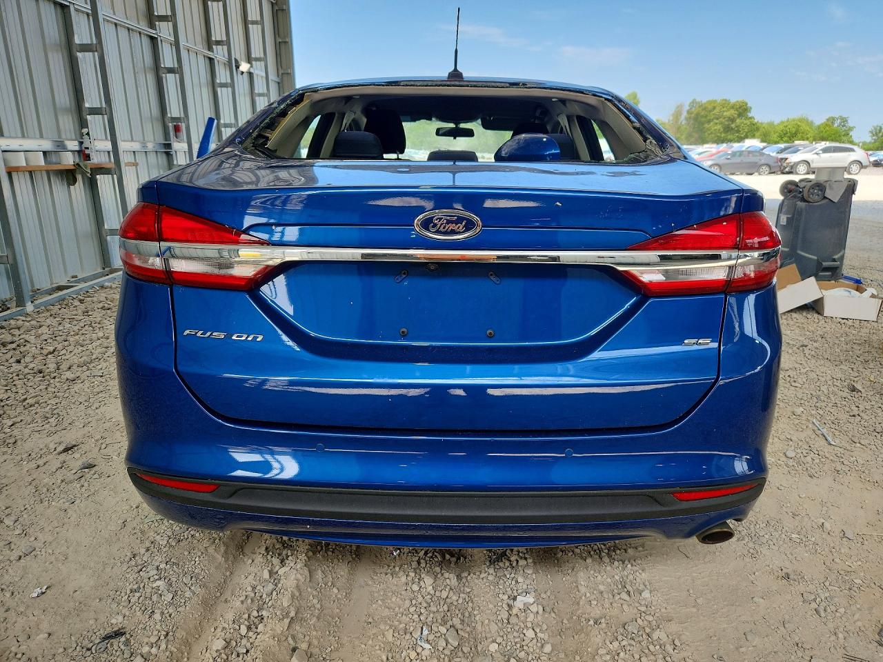 2018 Ford Fusion Se Blue vin: 3FA6P0H7XJR207445