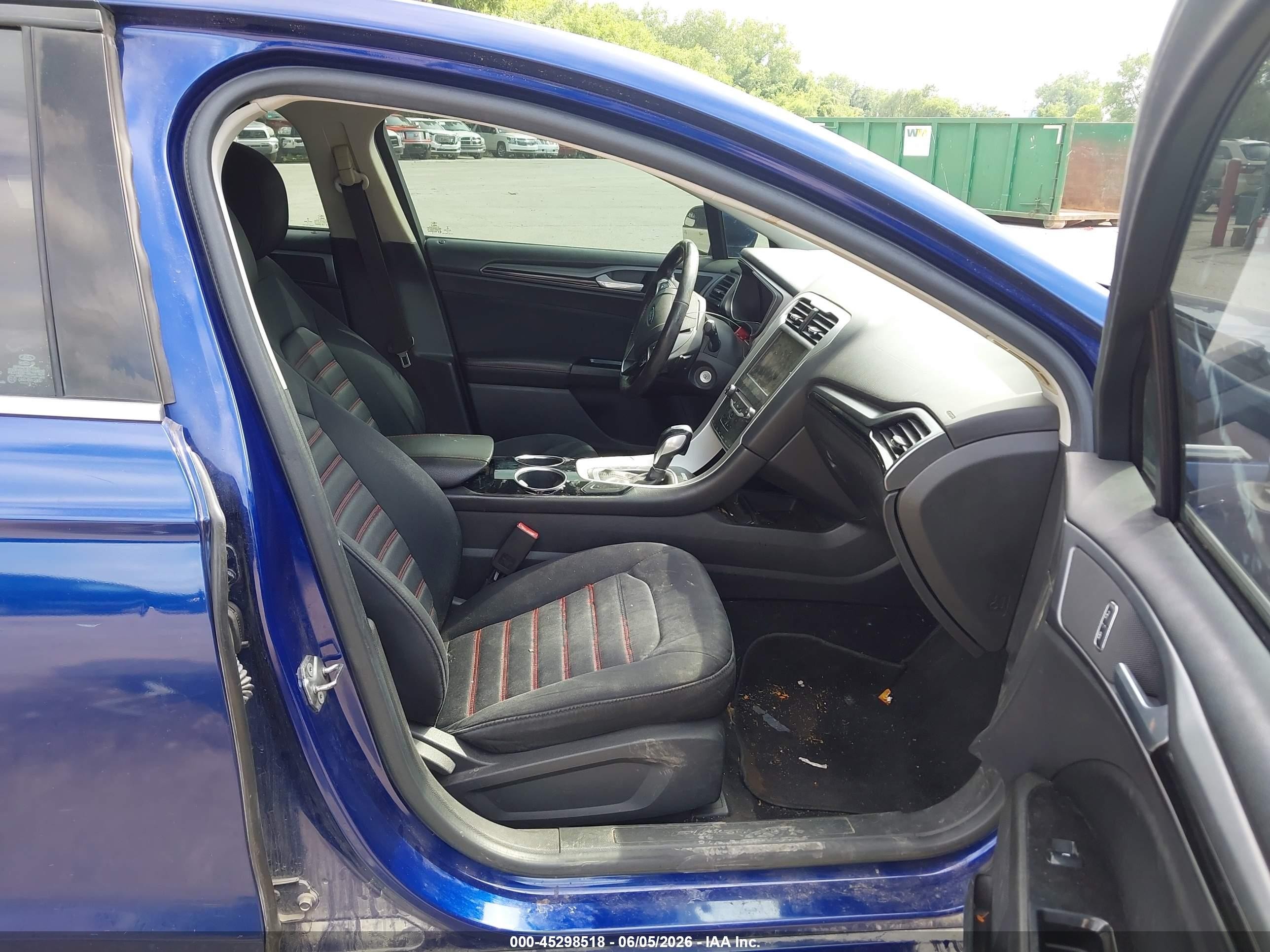 2013 Ford Fusion Se Blue vin: 3FA6P0H90DR240301