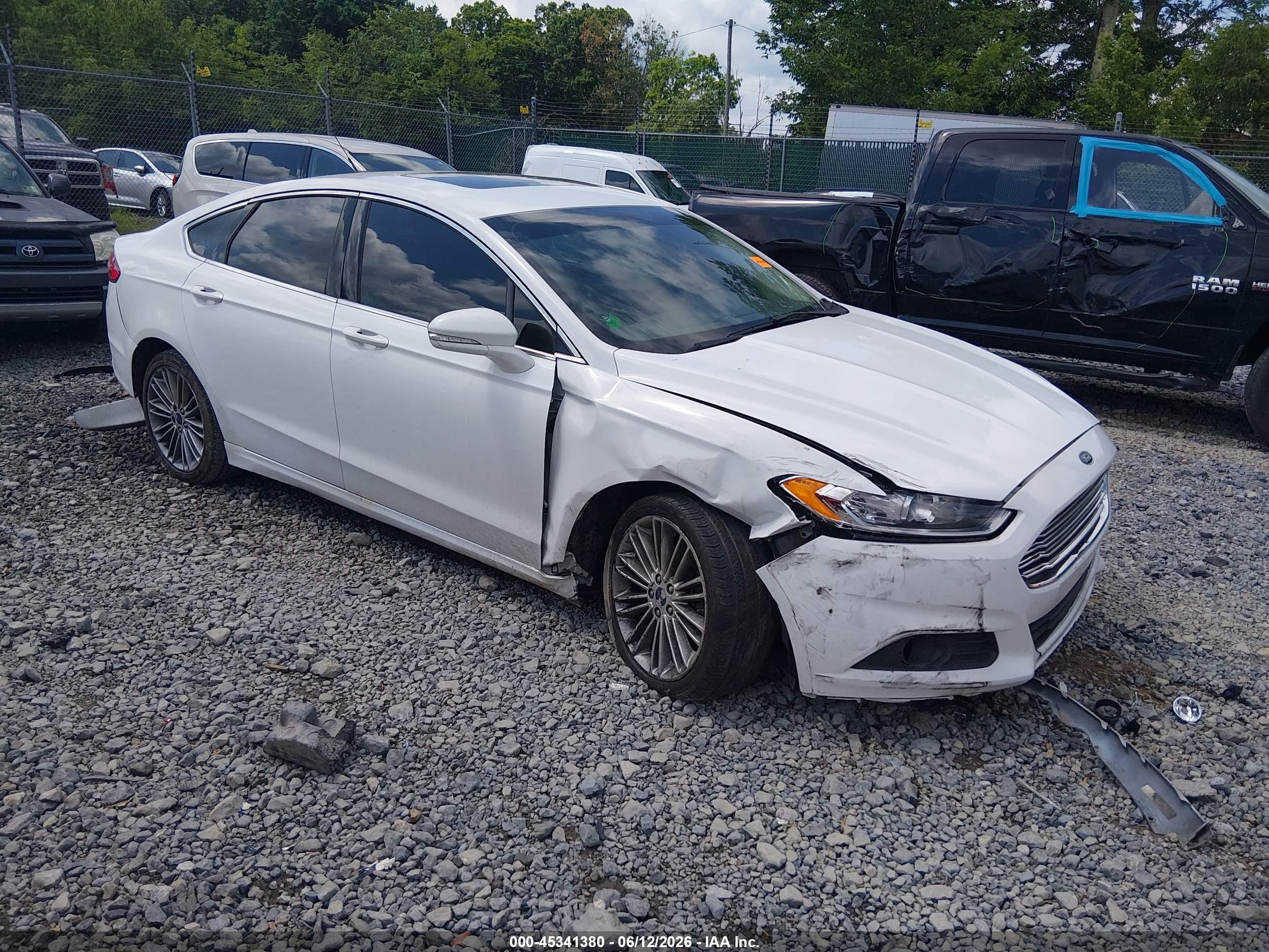 2014 Ford Fusion Se Белый vin: 3FA6P0H90ER187133