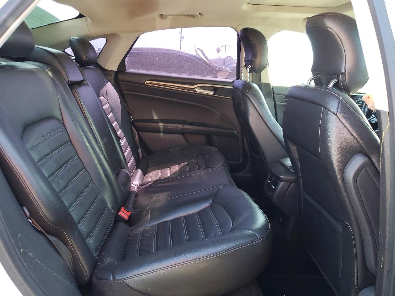 2014 Ford Fusion Se White vin: 3FA6P0H90ER303365