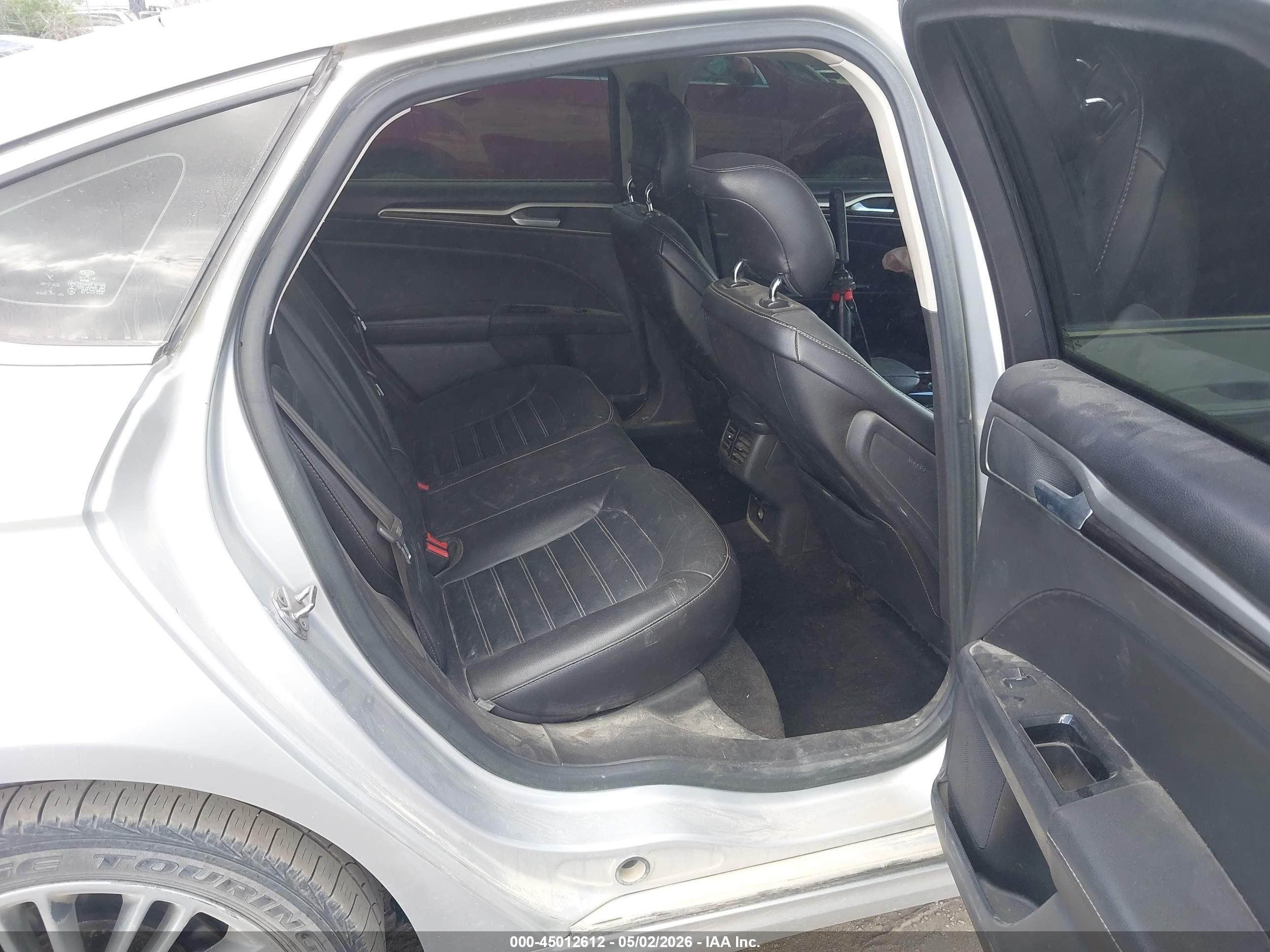 2014 Ford Fusion Se Silver vin: 3FA6P0H90ER381869