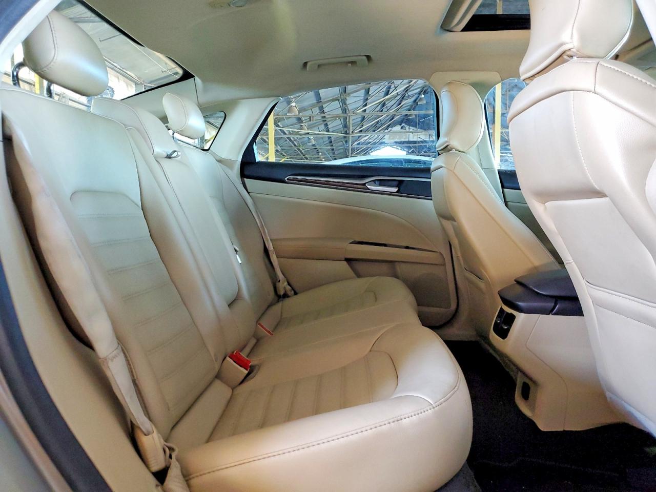 2015 Ford Fusion Se Silver vin: 3FA6P0H90FR294992
