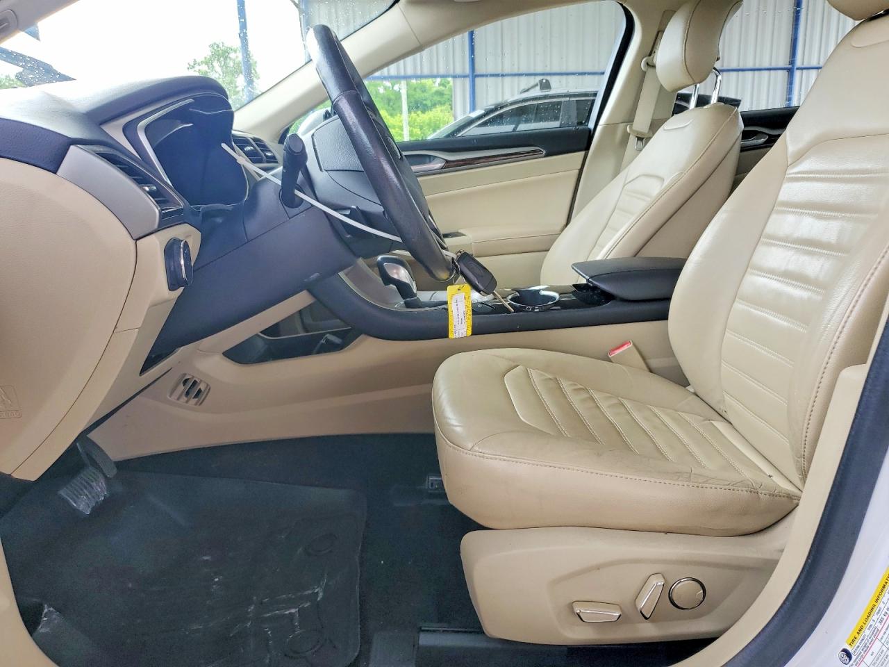 2014 Ford Fusion Se Белый vin: 3FA6P0H91ER173256