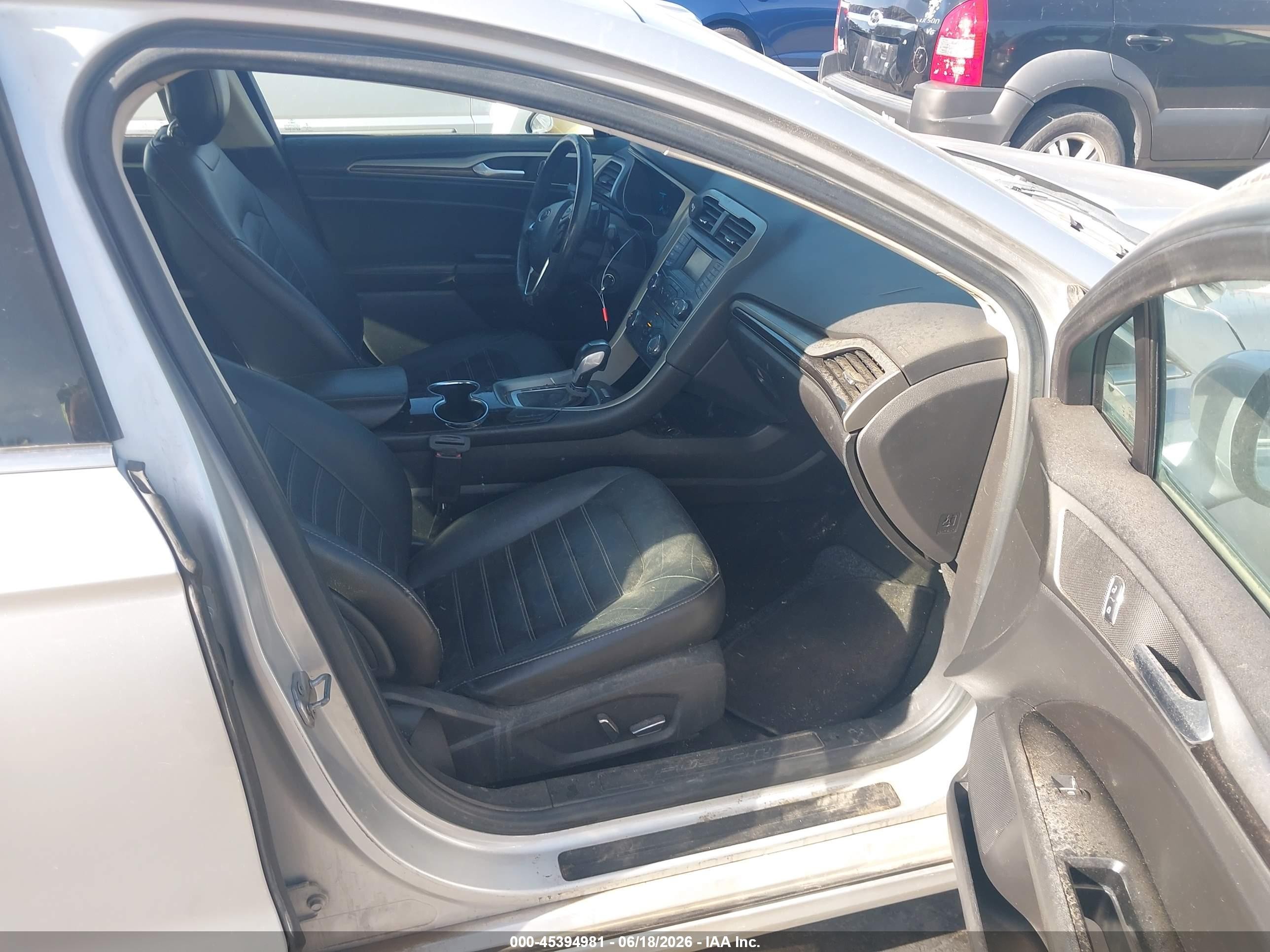2014 Ford Fusion Se Silver vin: 3FA6P0H91ER320028