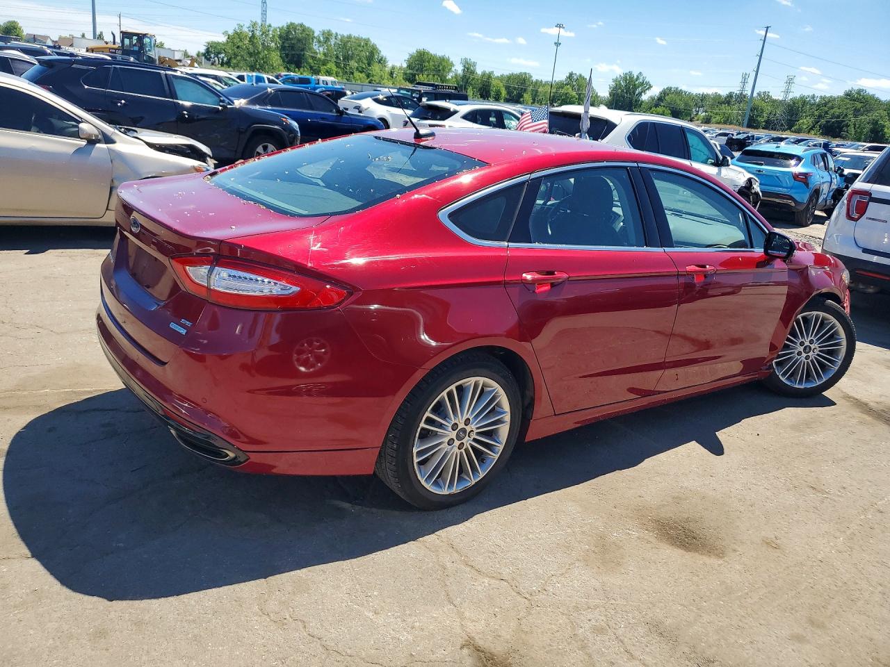 2015 Ford Fusion Se Red vin: 3FA6P0H91FR233182