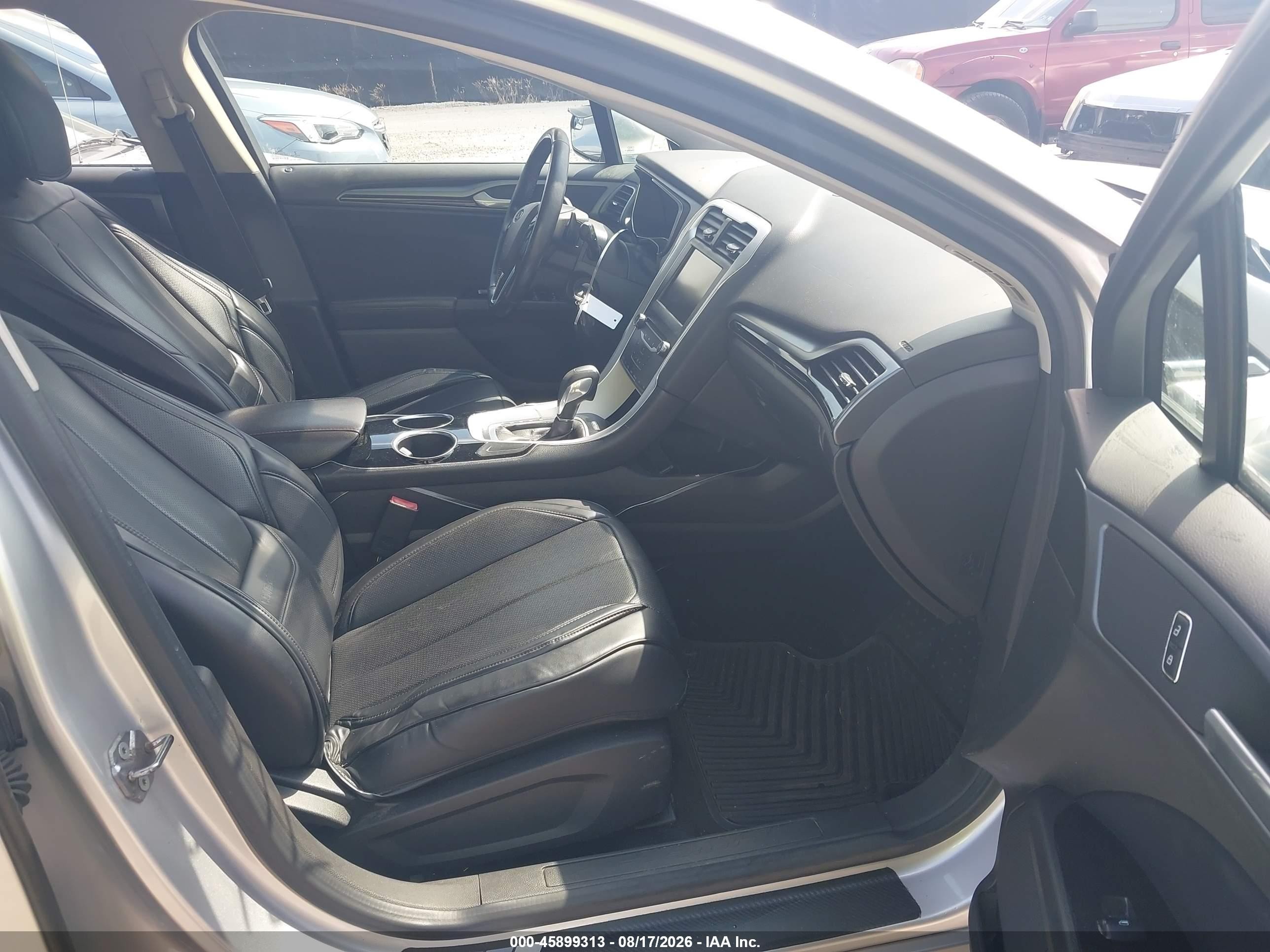 2013 Ford Fusion Se Серебряный vin: 3FA6P0H92DR118717