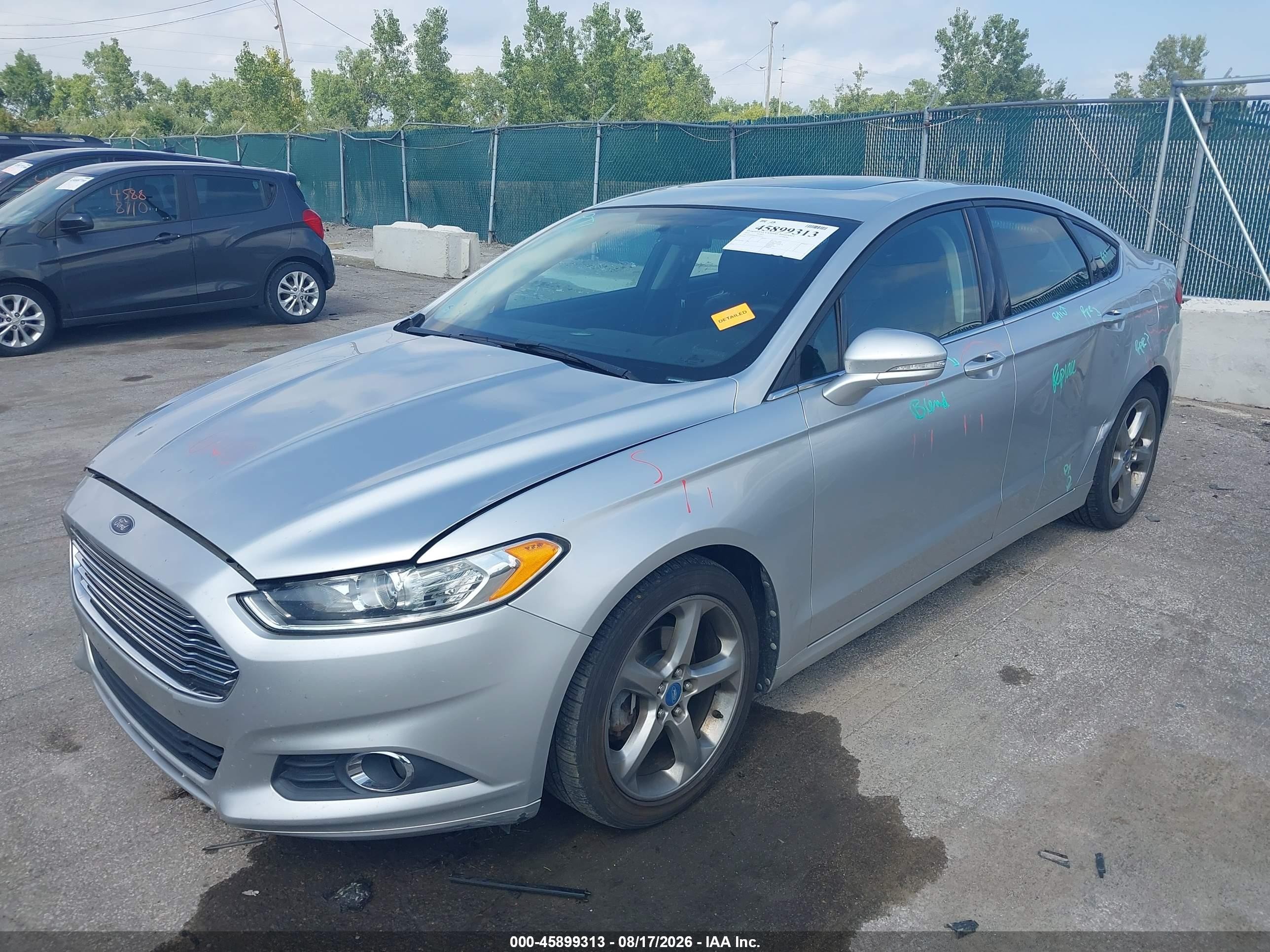 2013 Ford Fusion Se Серебряный vin: 3FA6P0H92DR118717