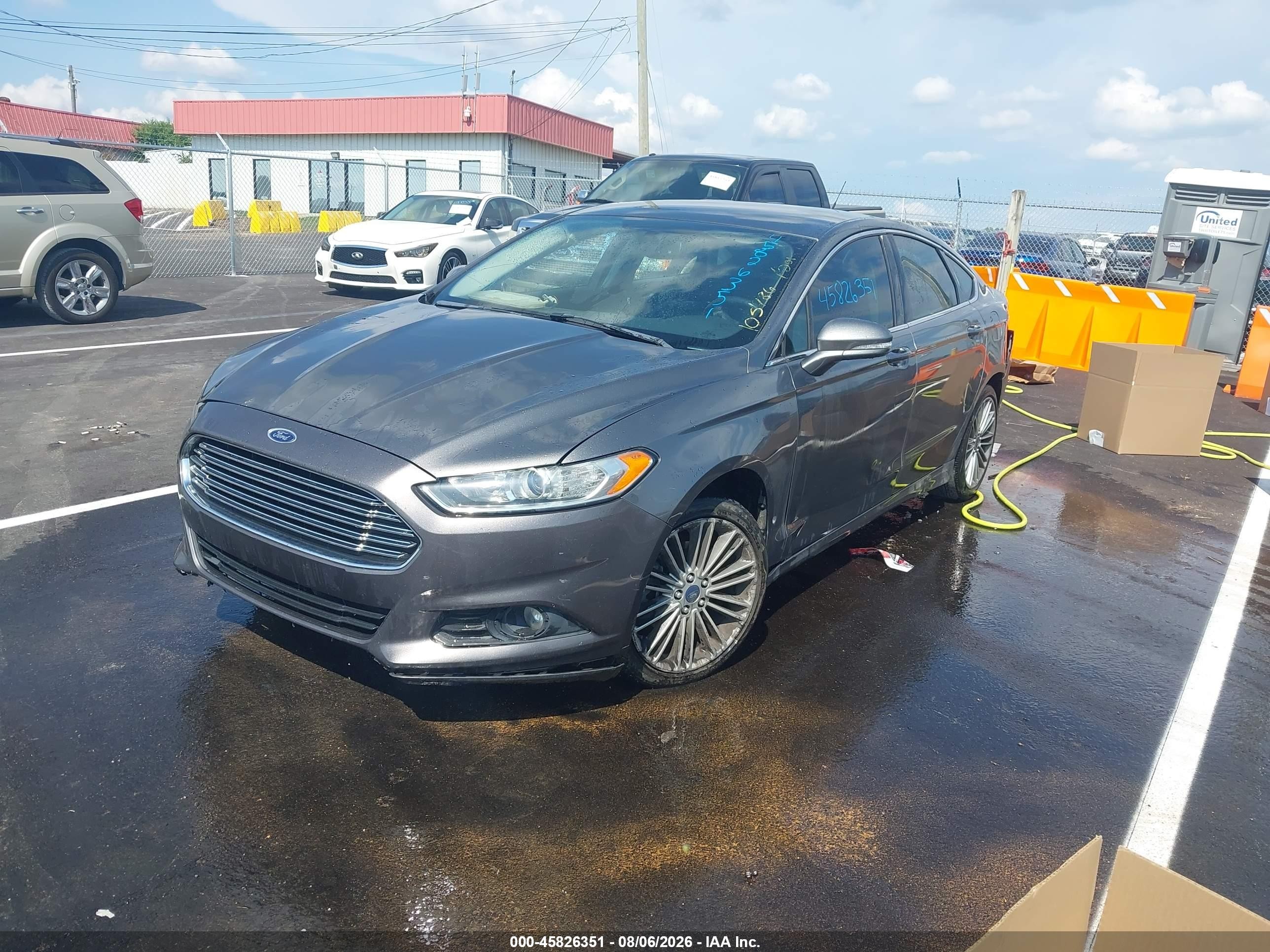 2014 Ford Fusion Se Серый vin: 3FA6P0H92ER360294