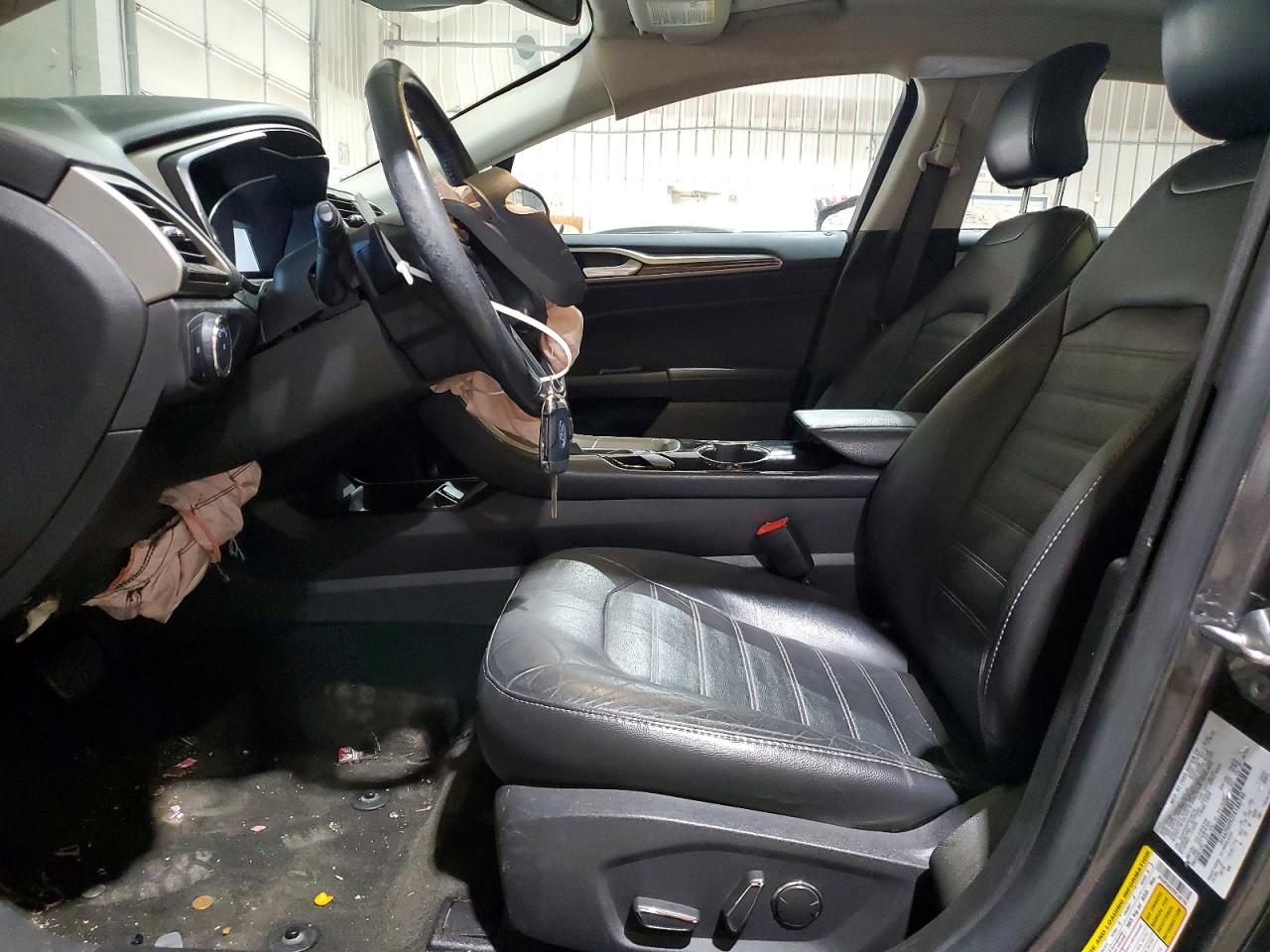 2015 Ford Fusion Se Серый vin: 3FA6P0H92FR188740