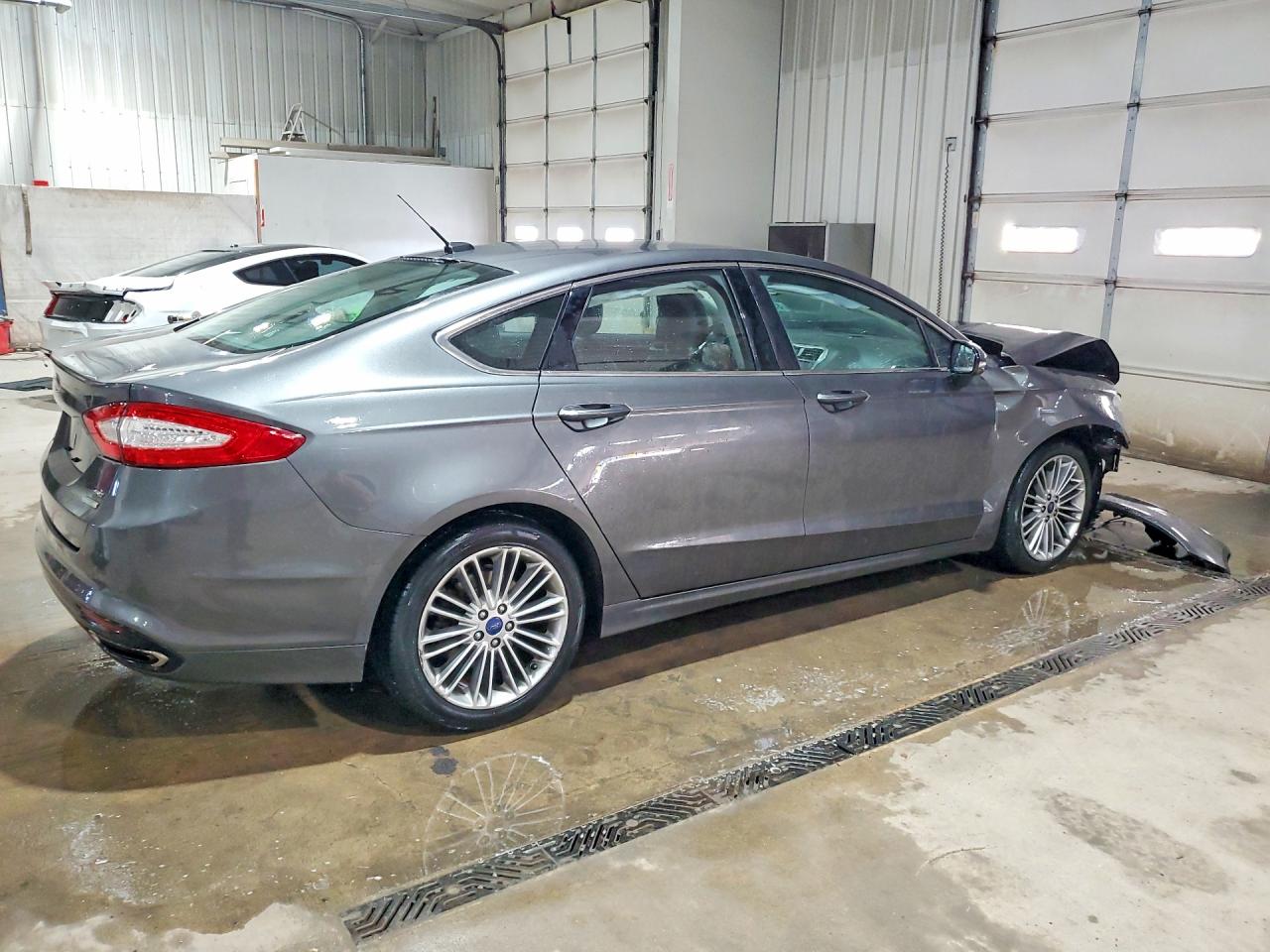 2015 Ford Fusion Se Серый vin: 3FA6P0H92FR188740