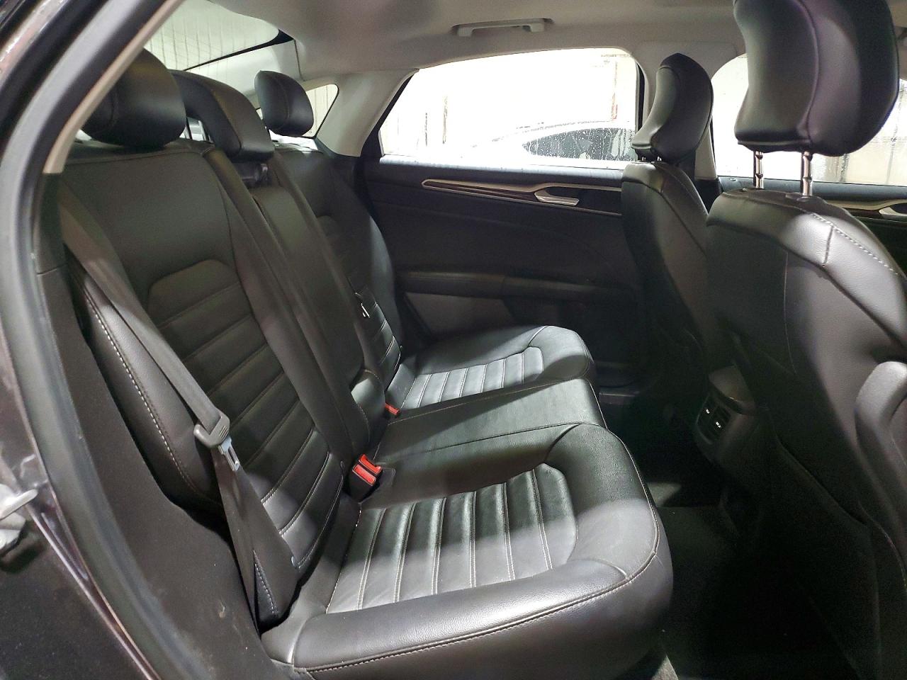 2015 Ford Fusion Se Серый vin: 3FA6P0H92FR188740